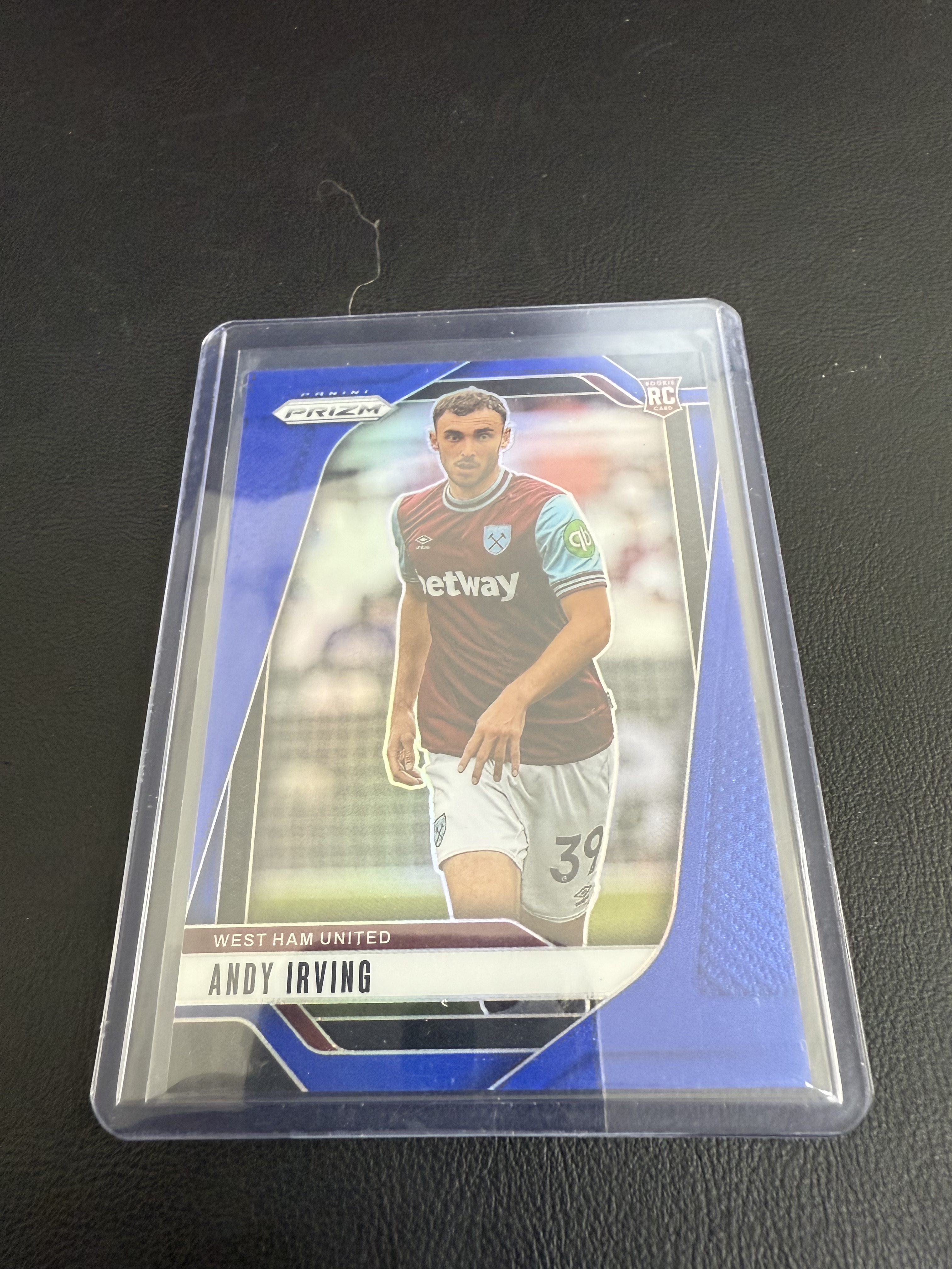 2024-25 Panini Prizm Andy Irving 英超PZ 西汉姆联 安迪 欧文 蓝折 卡品如图 只合并当日订单 介意勿拍！！[金叔代拍秦月]