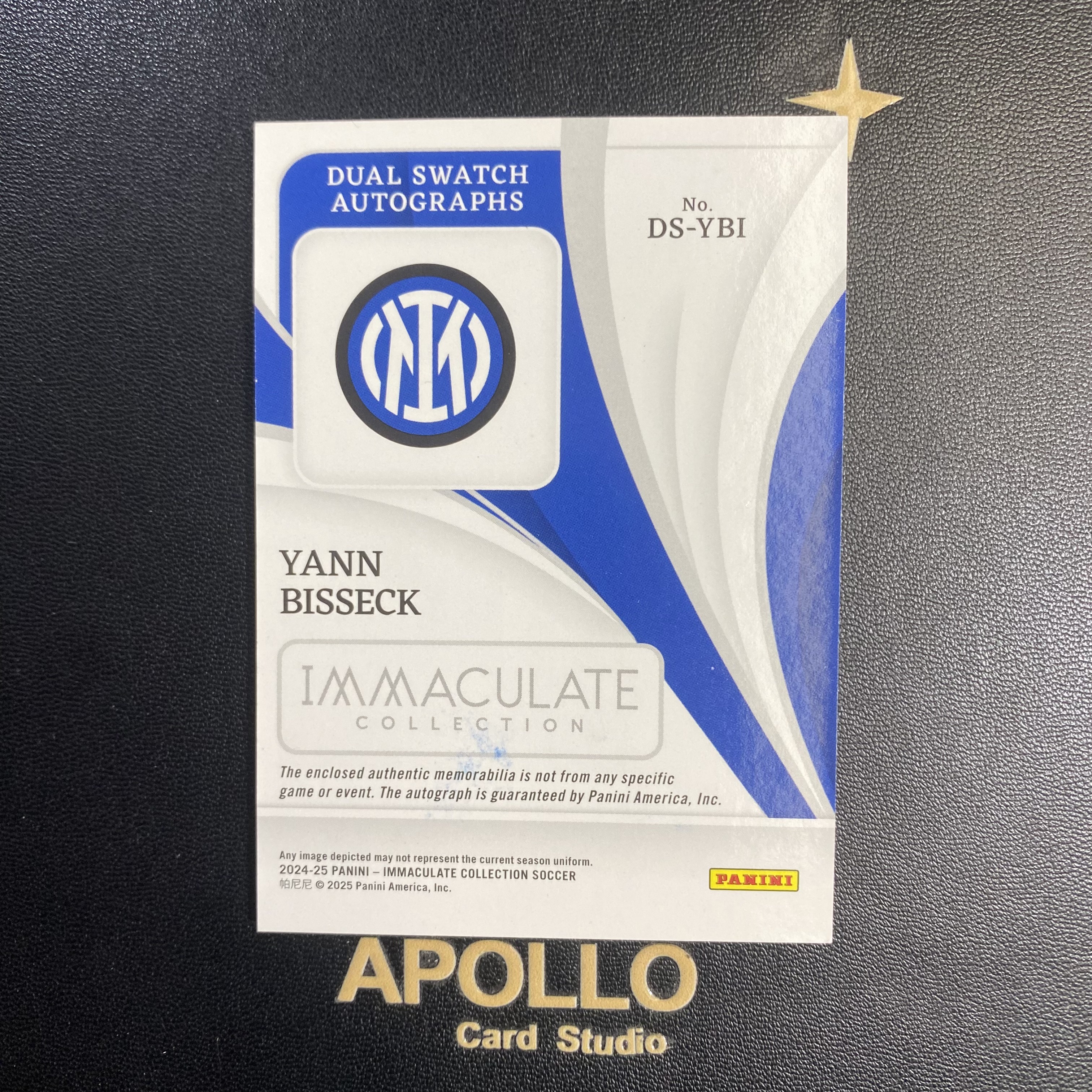 2024-25 Panini Immaculate Yann Bisseck 比塞克 爱咪咪 国际米兰 双色 双窗 球衣 切割 物料 暴力切割 54编 物料签 签字 卡品如图-光