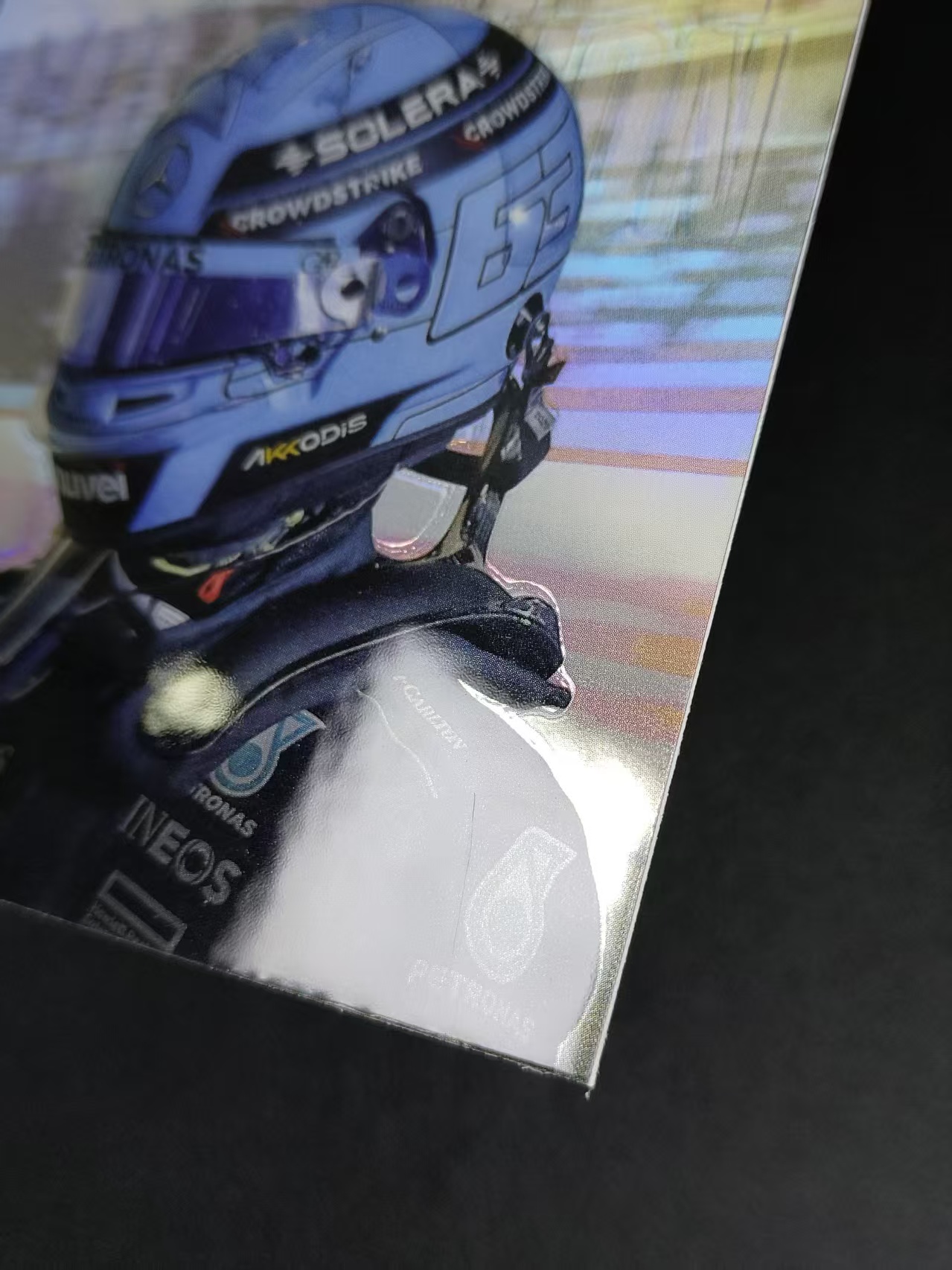 2024 Topps Chrome George Russell F1 拉塞尔 梅赛德斯奔驰 头盔特卡 折射 卡品如图 NPY