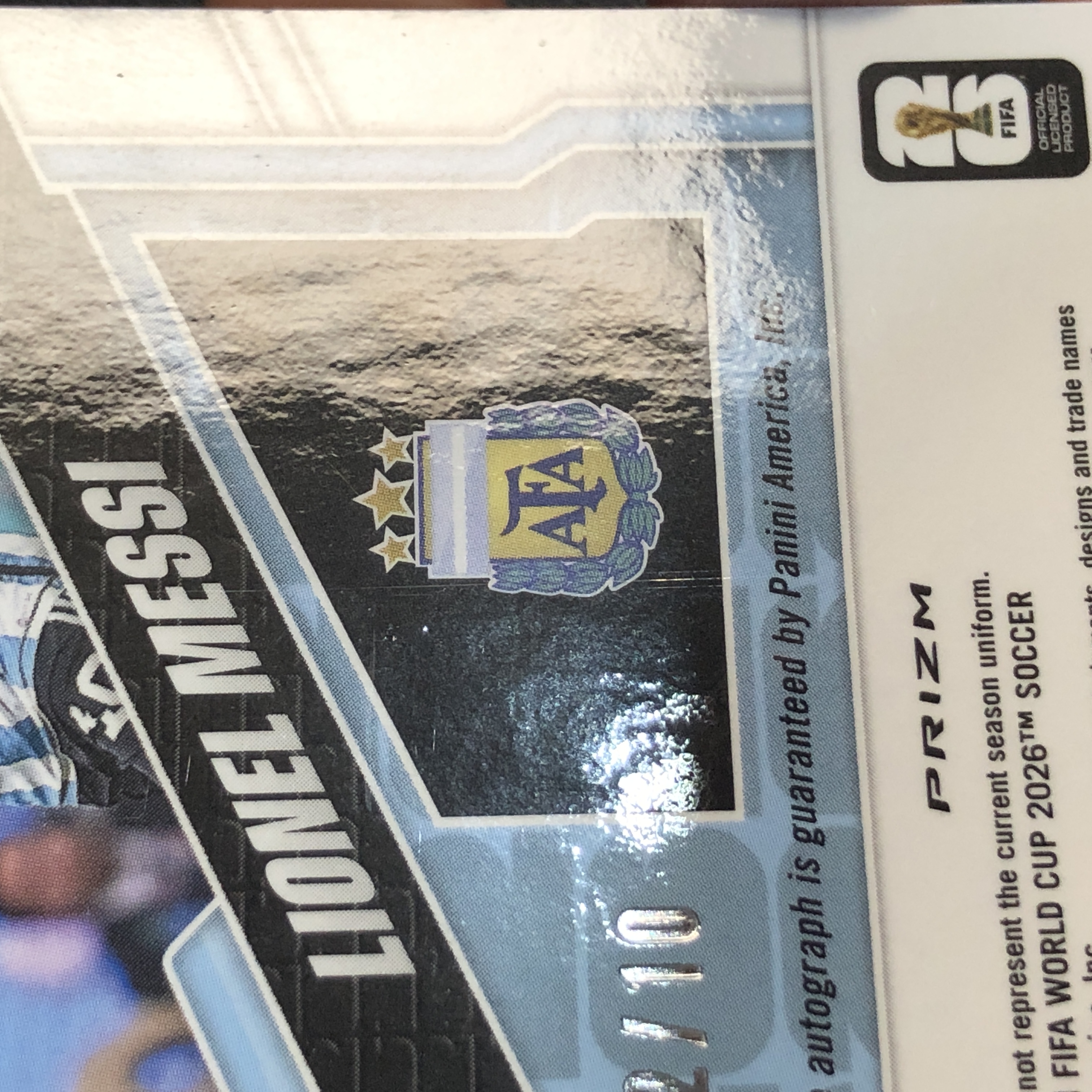 【拔脚精品】2026 panini prizm 世界杯 pz 梅西 阿根廷 球王 Lionel Messi 巴塞罗那 迈阿密国际 签字 冠军队长签 Winning Captains 2/10编 金折 编号同背|拔脚比特GXWHHX1
