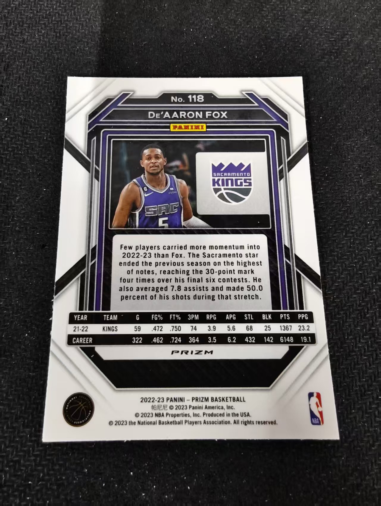 2022-23 Panini Prizm De'Aaron Fox 达龙 福克斯 狐狸 国王 红波纹 PZ 划痕 边角瑕疵 #118