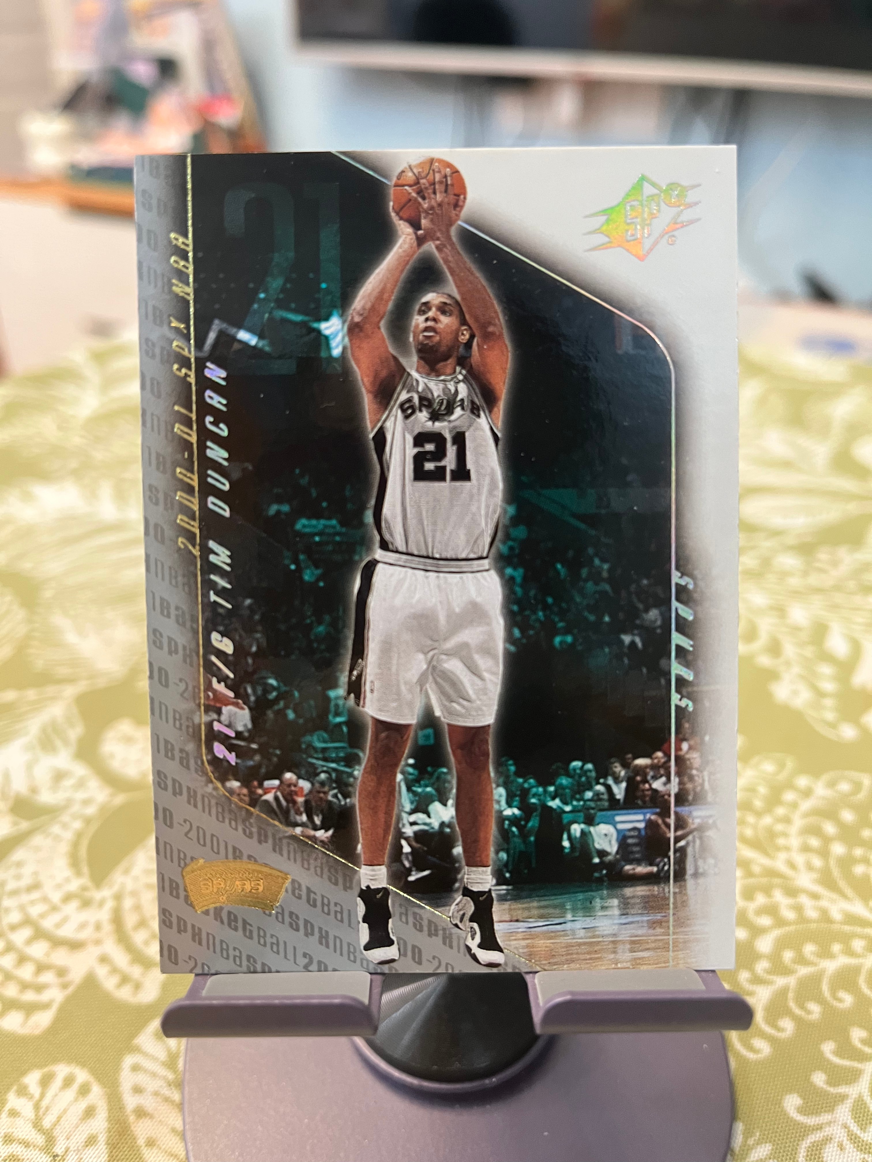 2000 Upper Deck 老卡 老特 Tim Duncan 蒂姆 邓肯 石佛 马刺【折射 SPX】【边角瑕疵如图 介意勿拍】#1047