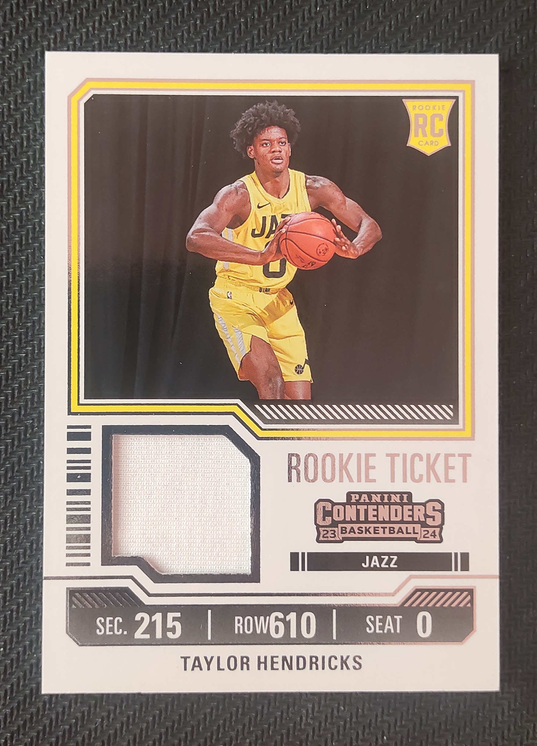 2023-24 Panini Contenders Taylor Hendricks RC 泰勒 亨德里克斯 爵士 新秀 球票 小窗 球衣 物料 切割 瑕疵如图