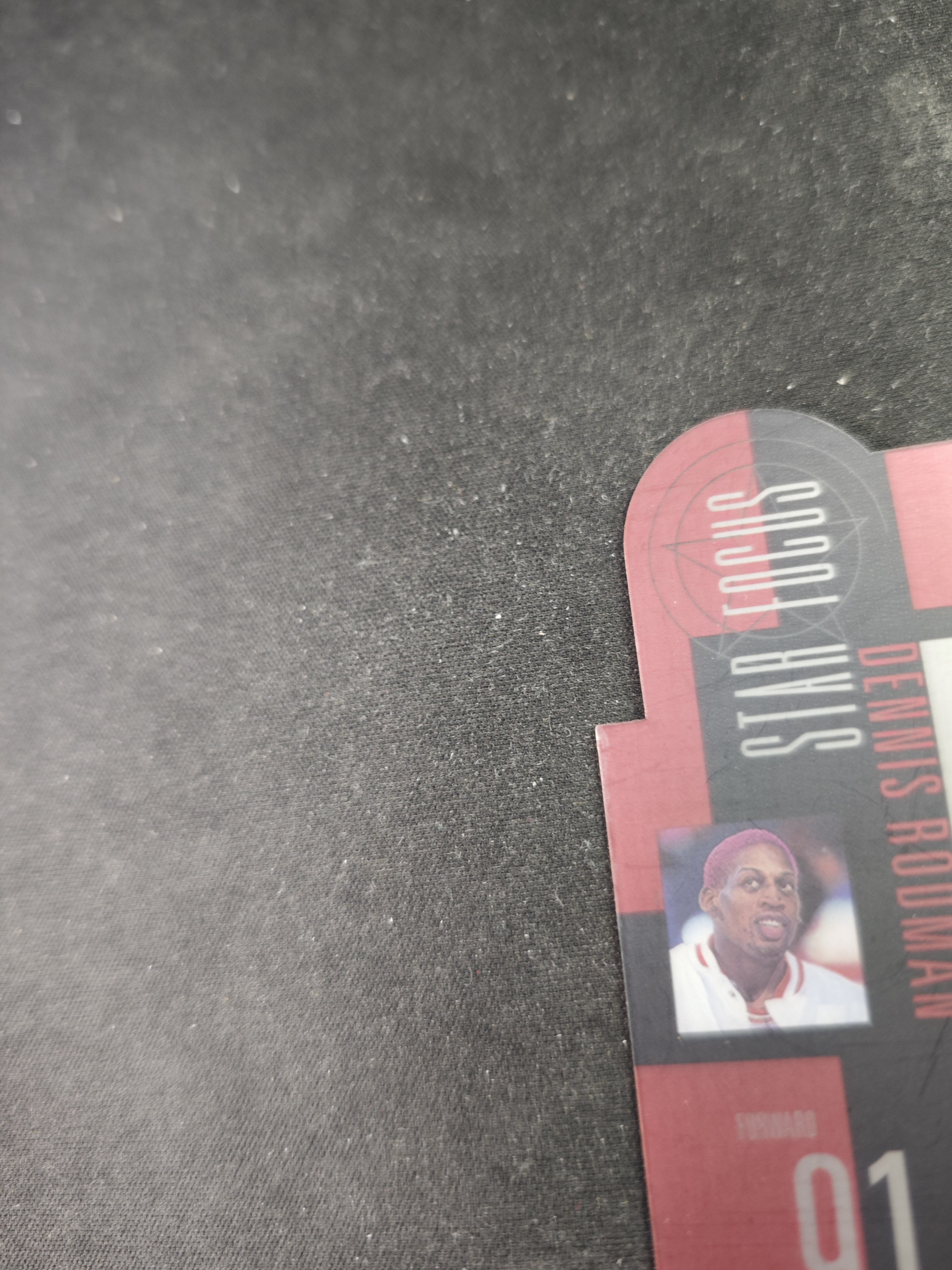 【蛤蟆特卖】丹尼斯 罗德曼 大虫 UPPER DECK UD3 胶片材质 经典反光设计 超级漂亮 绝版好卡 稀有老特 选图超帅 边角轻微起皮 卡面划痕 卡品如图 专收必备!