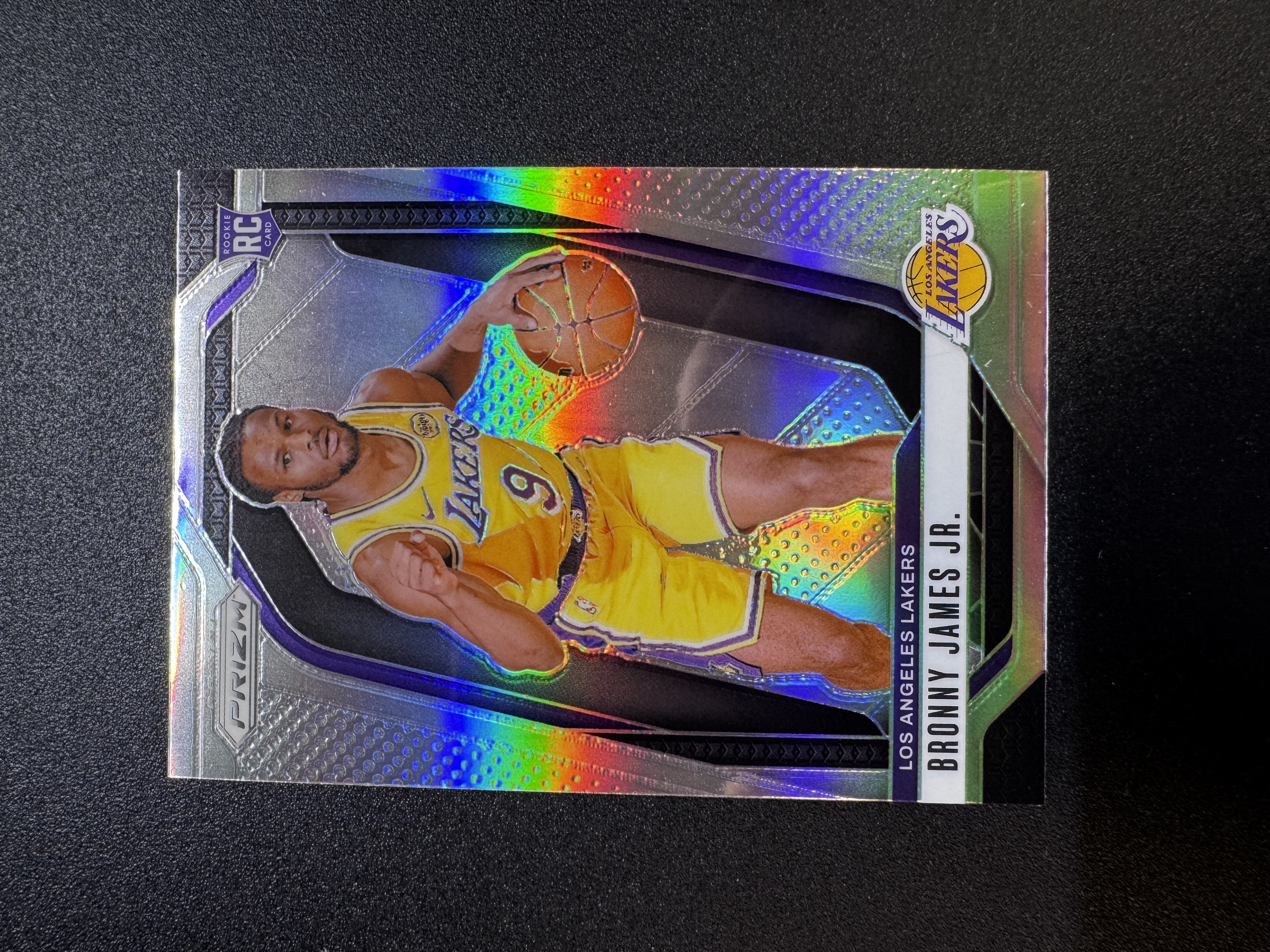 2024-25 Panini Prizm Bronny James 洛杉矶湖人 布朗尼 詹姆斯 RC新秀 詹姆斯长子 太子爷 银折 折射 潜力新秀 未来可期