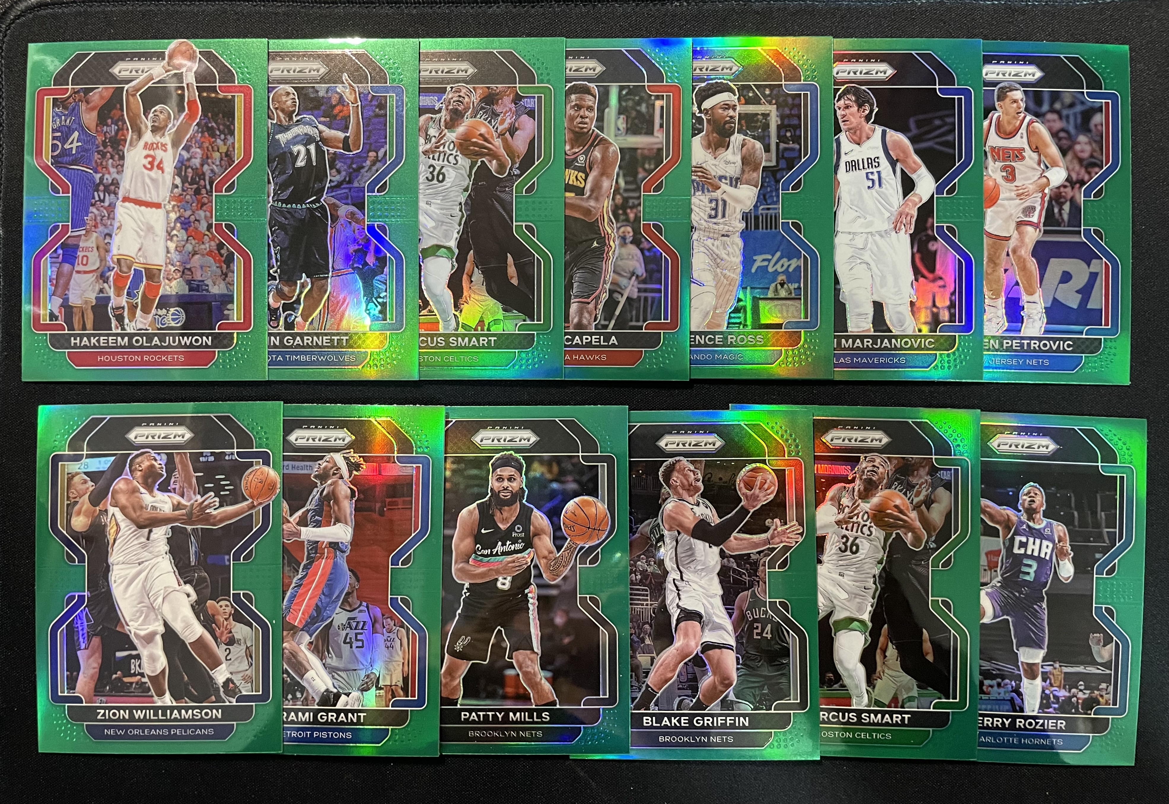 【派大星球星卡代拍】2021-22 PANINI PRIZM 奥拉朱旺 加内特 锡安 格兰特 等带队 PZ 绿折 lot ##小羊