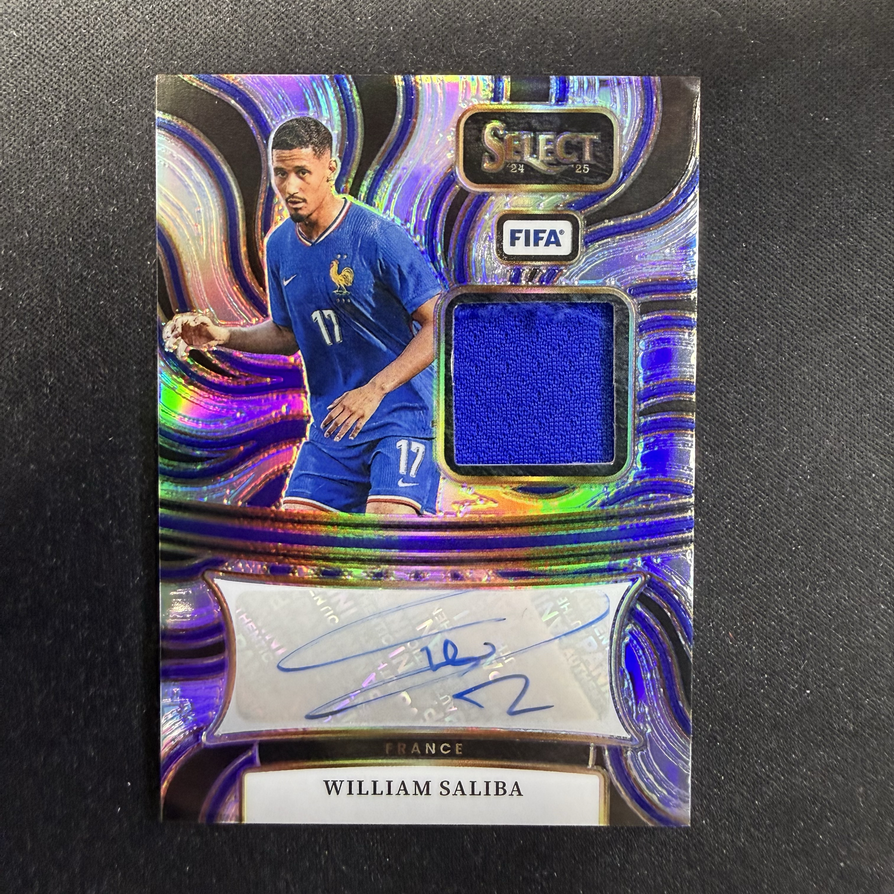 2024-25 Panini Select William Saliba 【SC拍卖】FIFA 萨利巴 法国 阿森纳 银折 物料签 签字 收藏必备(david徐)