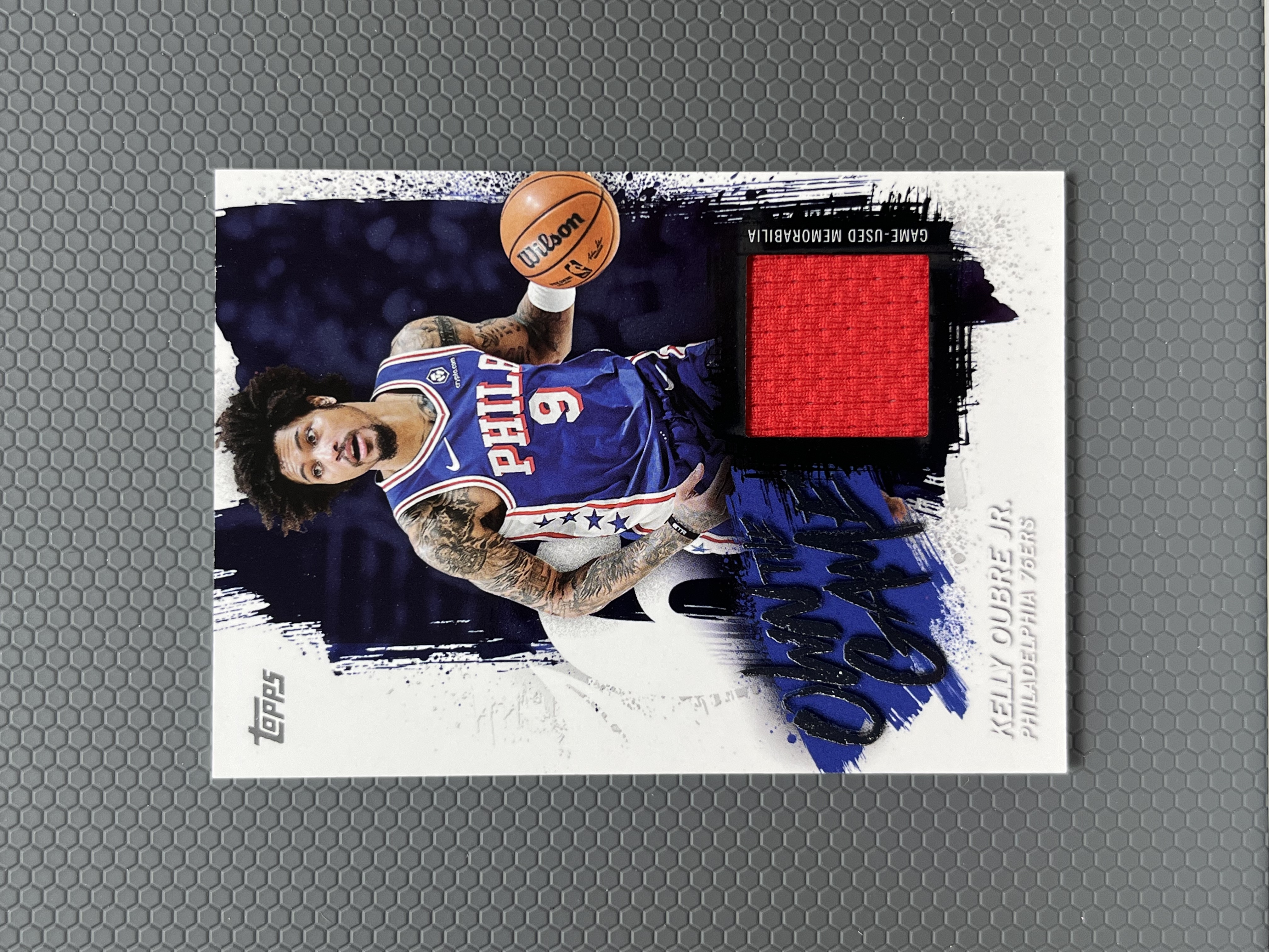 2025 Topps 凯利·乌布雷 KELLY OUBRE JR 76人 球衣切割 物料 OWN THE GAME 特卡 卡品如图-左