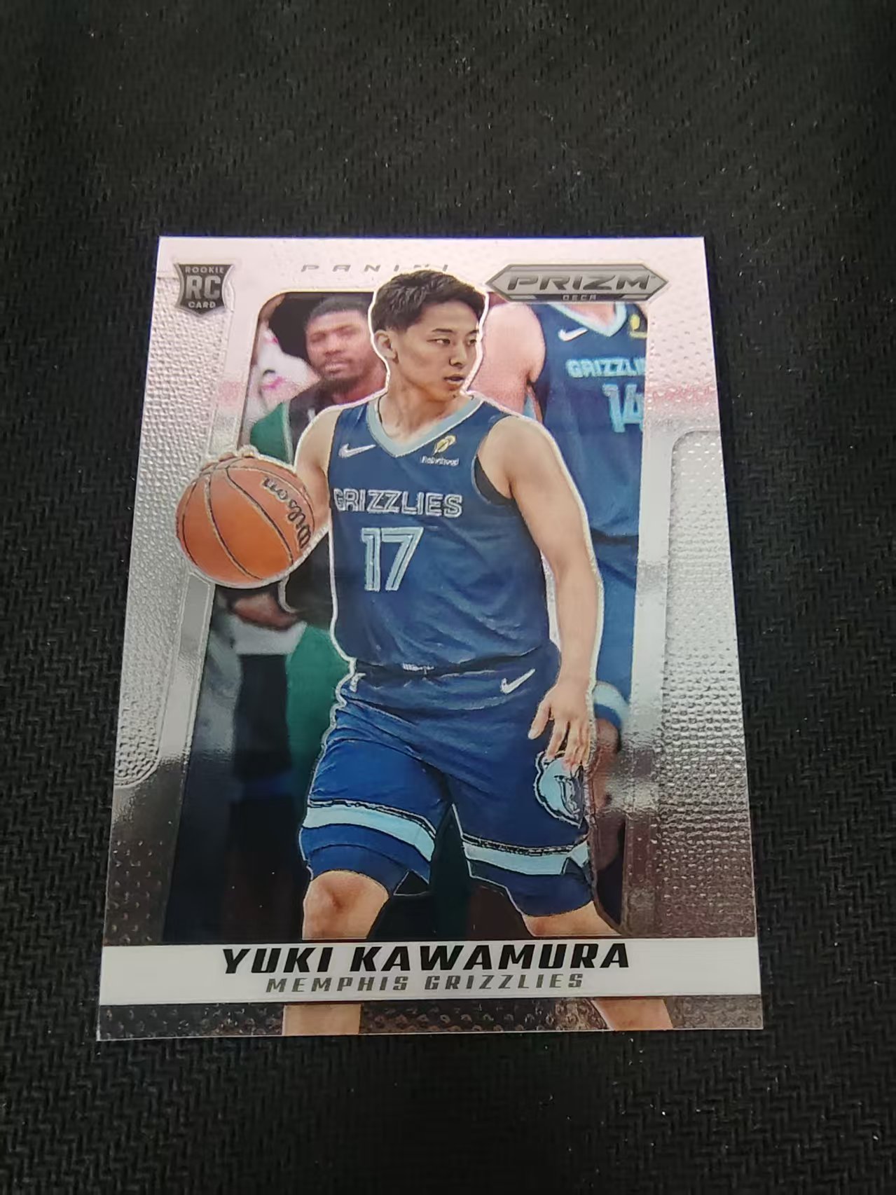 【可合并,不累计】2024-25 Panini Prizm Deca Yuki Kawamura 复刻PZ系列 新秀RC 河村勇辉 灰熊 划痕 边角瑕疵 #105