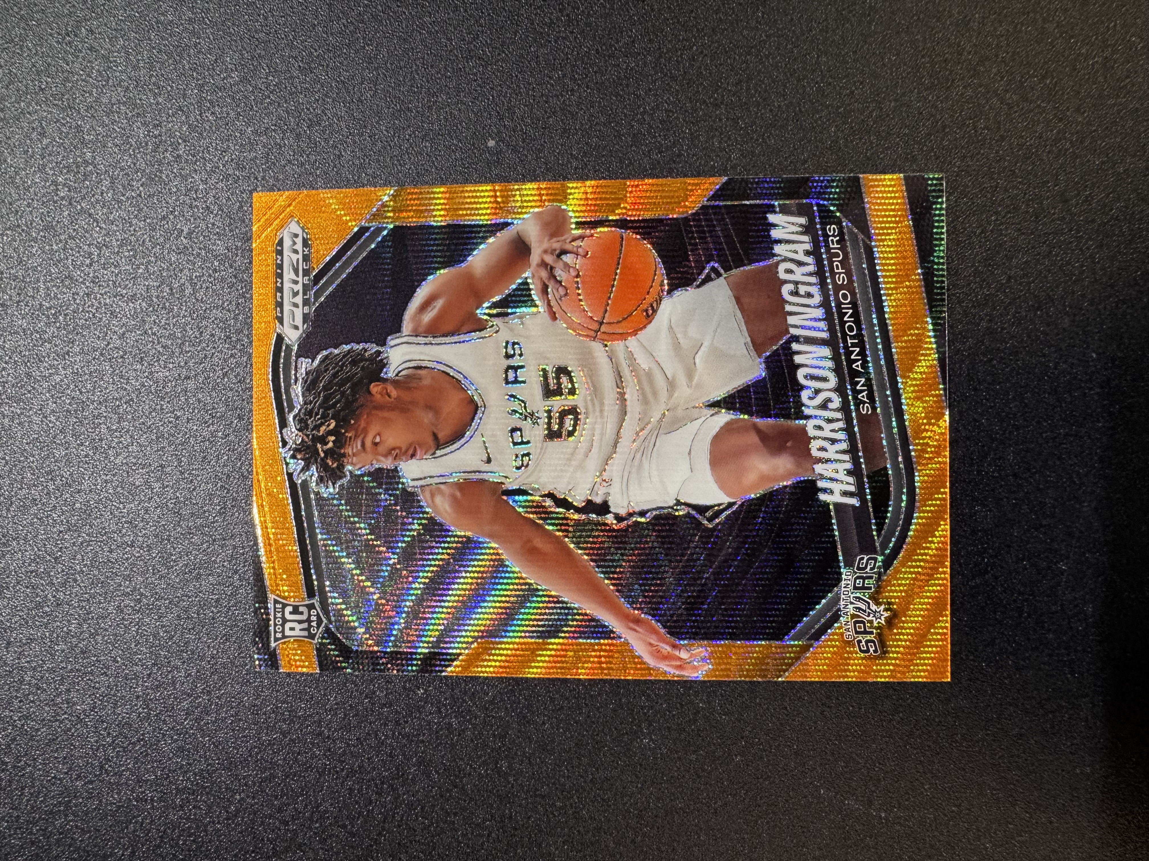 2024-25 Panini Prizm Black Harrison Ingram RC 哈里森 英格拉姆 新秀 银折 签字 马刺 39/60编 卡品如图