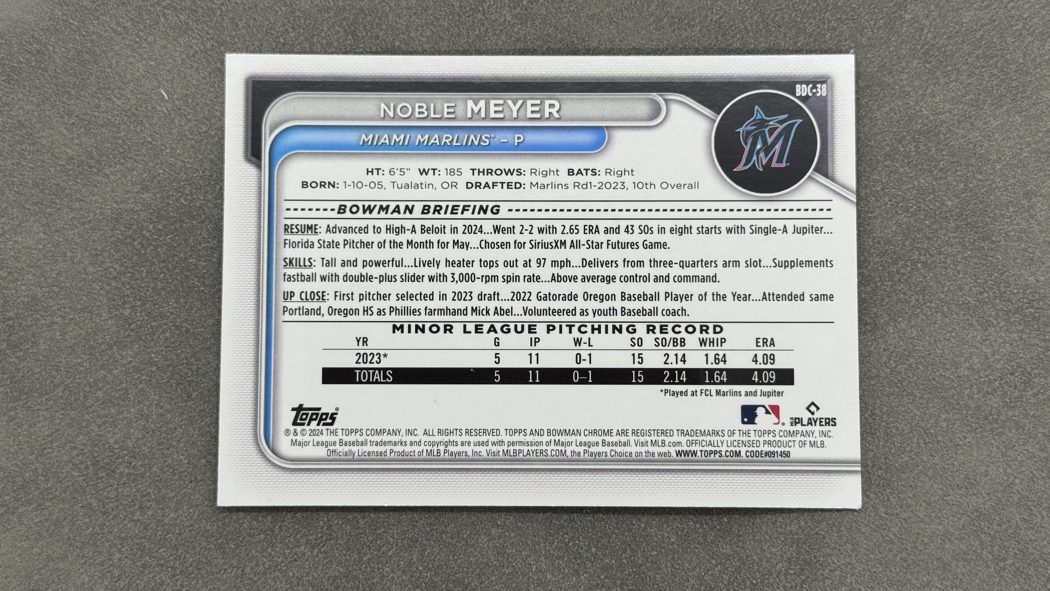 2024 Topps Bowman Noble Meyer #BDC-38 迈阿密马林鱼队 诺布尔・迈耶 投手 2023年第一轮第 10 顺位 紫色折射 限量/250编 即将登板大联盟 未来可期