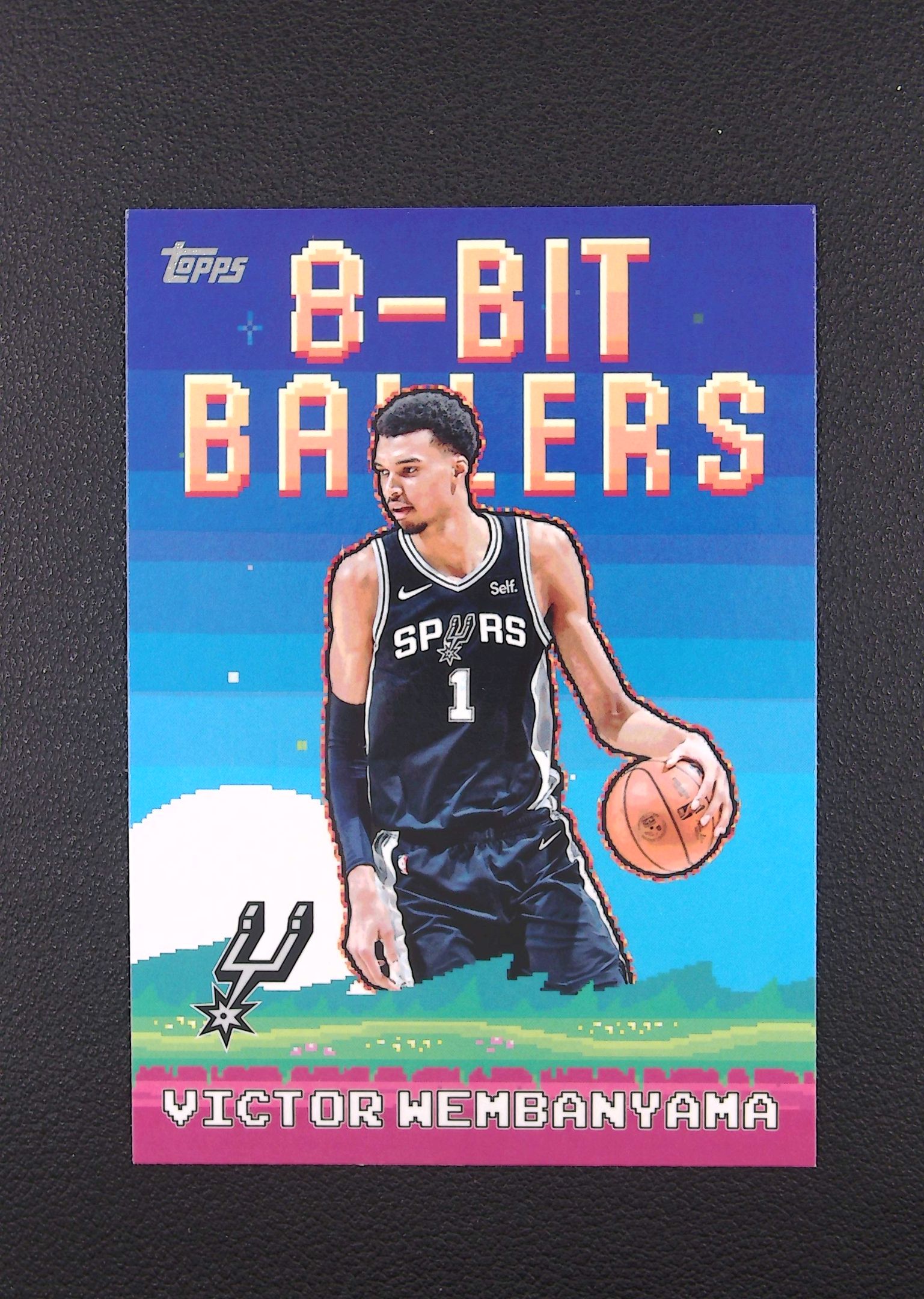 2025 Topps Flagship Victor Wembanyama 维克托 文班亚马 马刺 8位像素特卡 马刺【Big M 代拍】 AQ888