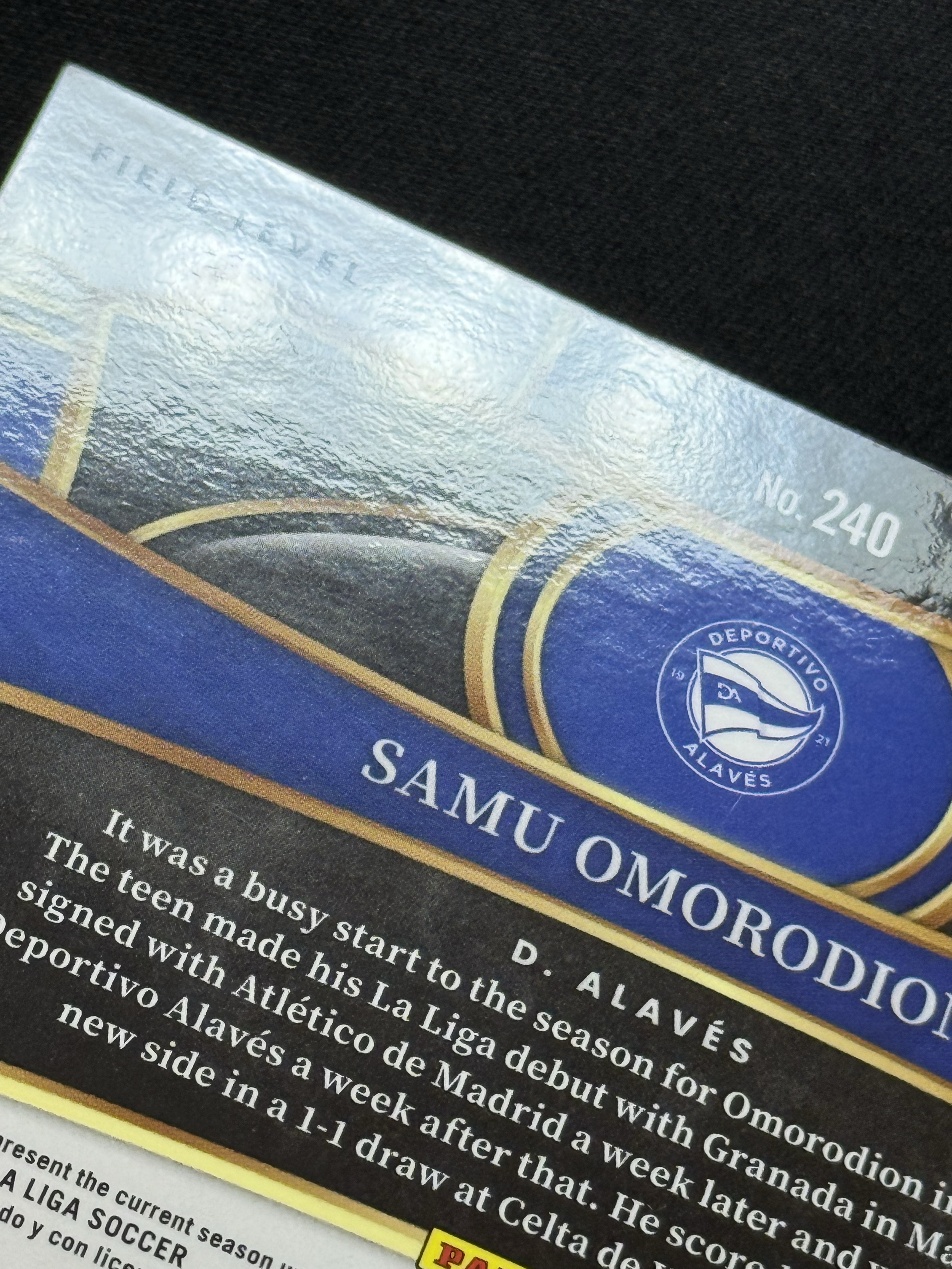 2023-24 Panini Select Samu Omorodion RC 【小贝代拍】西甲 Select 阿尔维斯 大热新秀 萨穆 奥莫罗迪翁 三阶 红波纹折 /65编 瑕疵如图 H EW