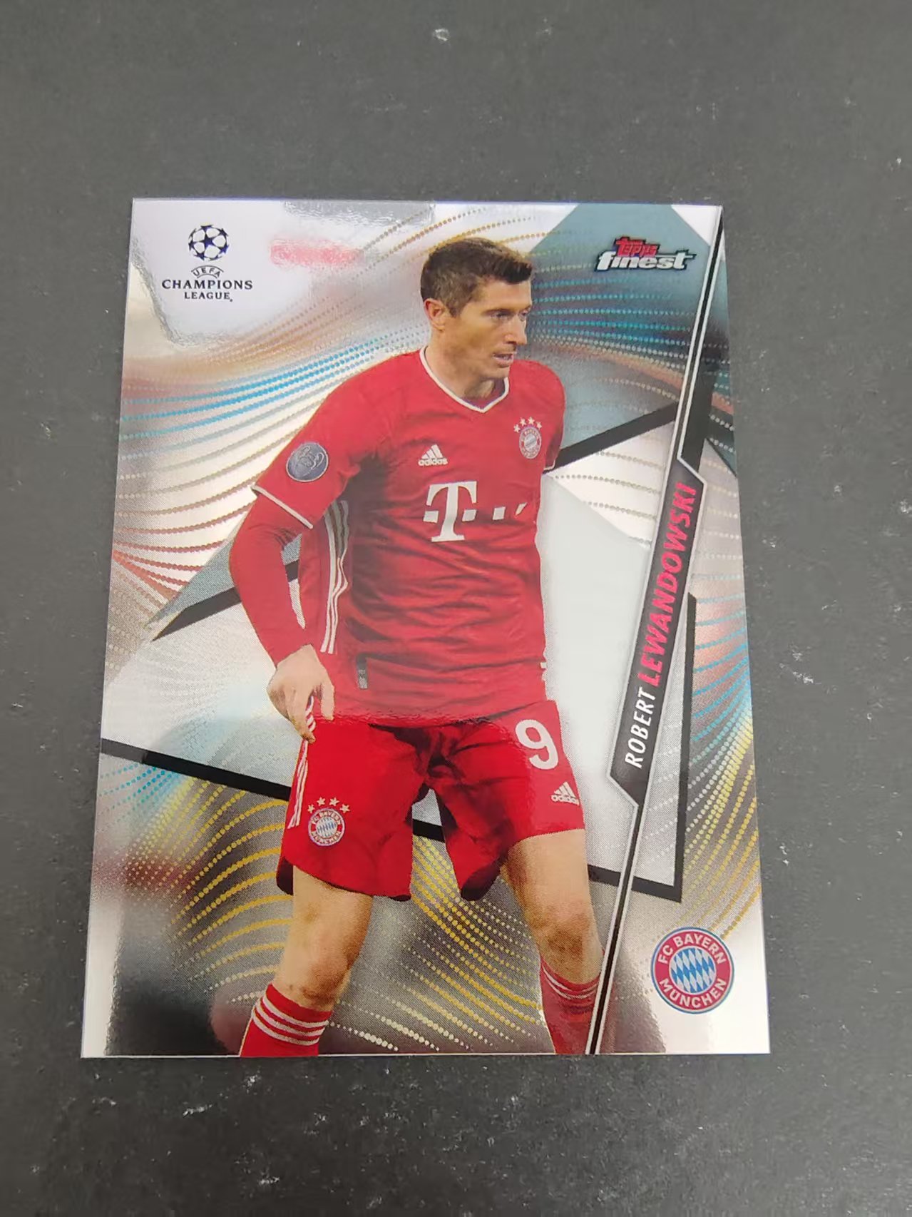 【可合并,不累计】2021 Topps Finest Robert Lewandowski 拜仁 莱万多夫斯基 欧冠 划痕 边角瑕疵 #50