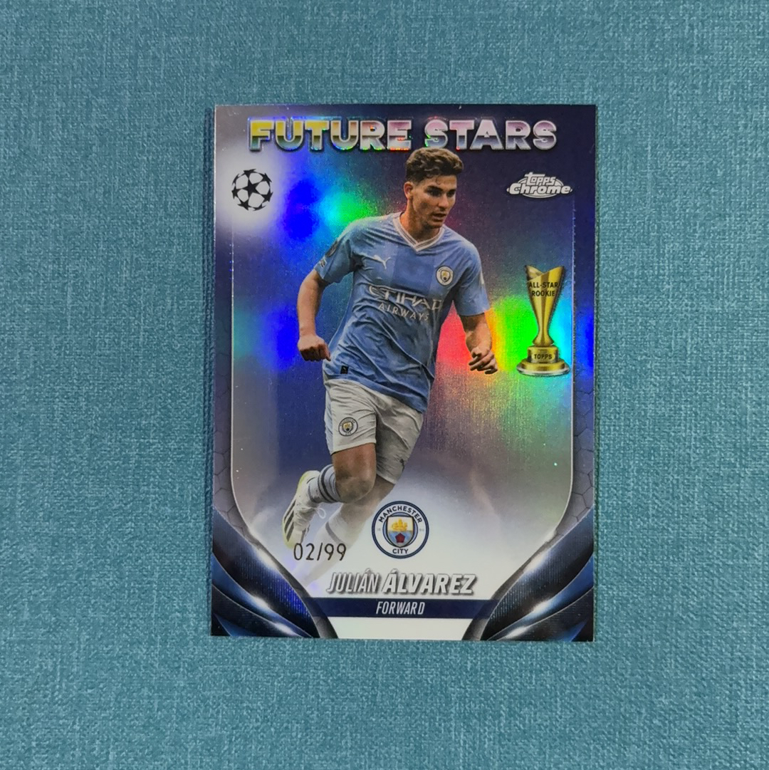 2023-24 Topps Chrome 欧战 Julian Alvarez 小蜘蛛 阿尔瓦雷斯 02/99编 蓝折 曼城 马德里竞技 马竞 卡品如图 CJX