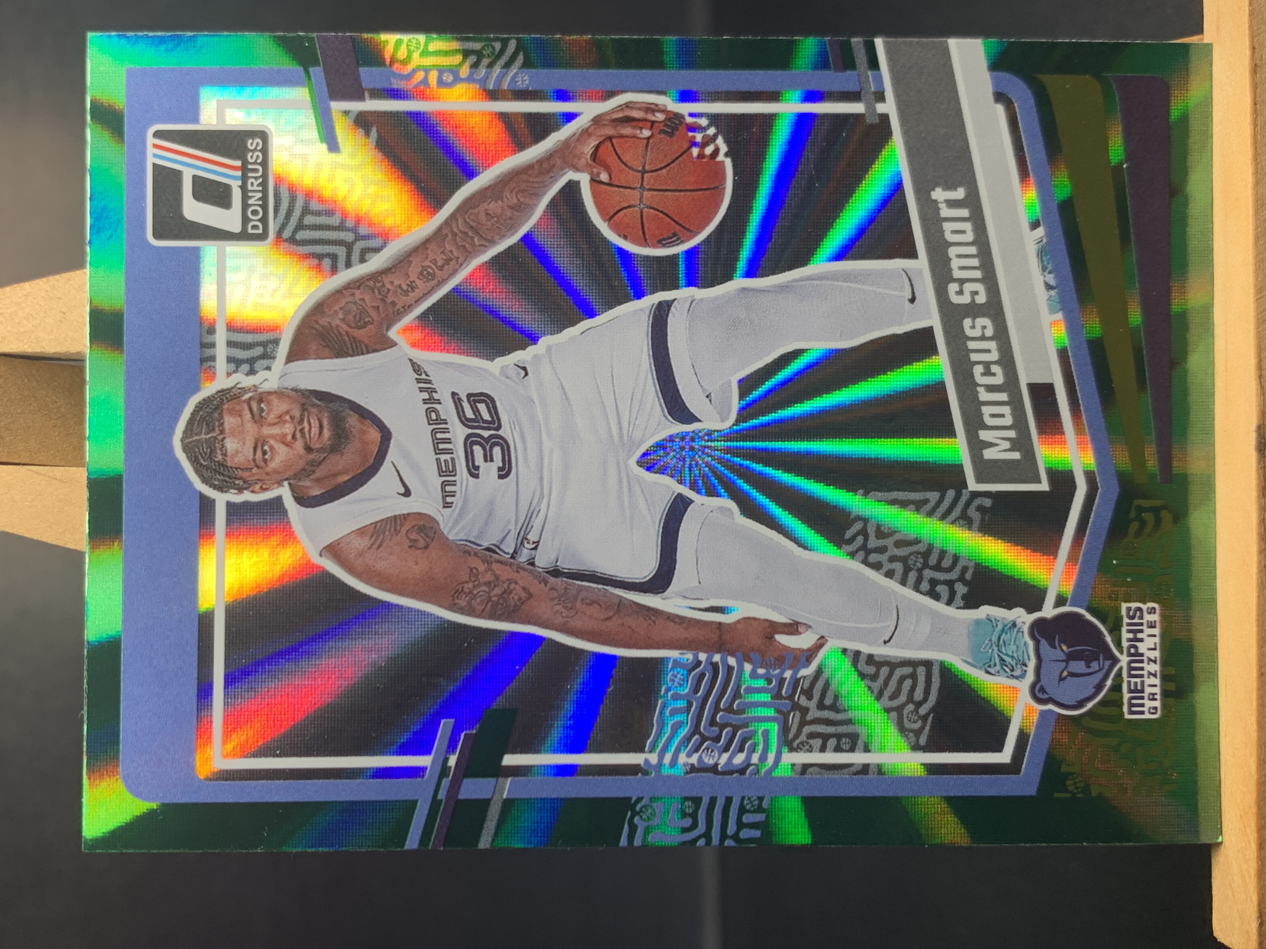 (C1)  2023-24 PANINI 杜蕾斯系列 绿佛光折 马库斯 斯马特 灰熊 近期大热球星  收藏必备 卡品如图 ! ! !