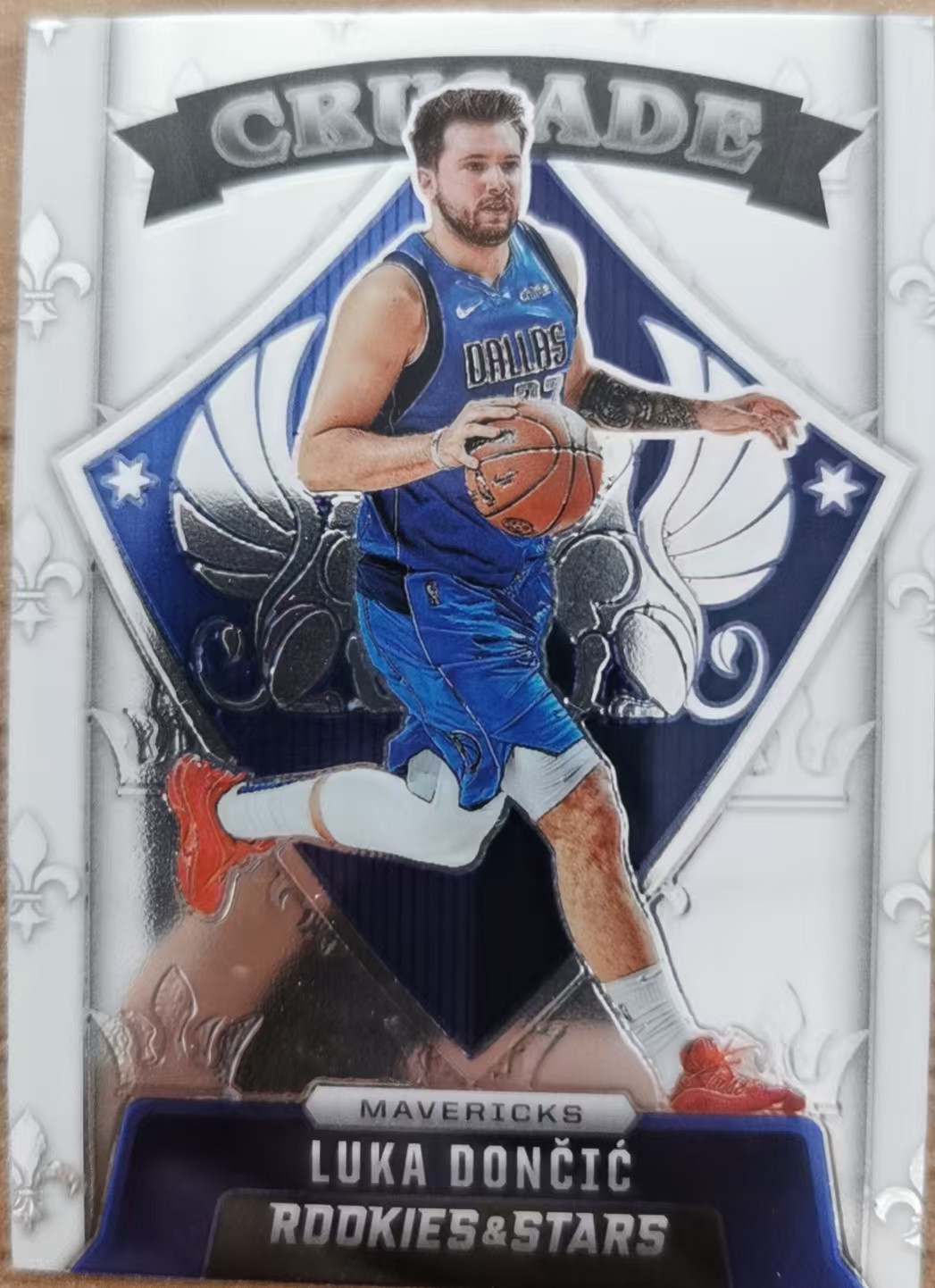 2021-22 Panini Chronicles Luka Doncic 卢卡 东契奇 77 独行侠 湖人 base 凑套