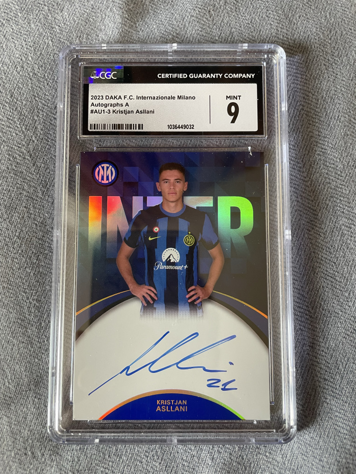 2023 DAKA Internazionale Kristjan Asllani 【hellfire拍卖】达咖 国际米兰队盒 阿斯拉尼 79编签字卡 卡签 CGC卡品9分 GJ