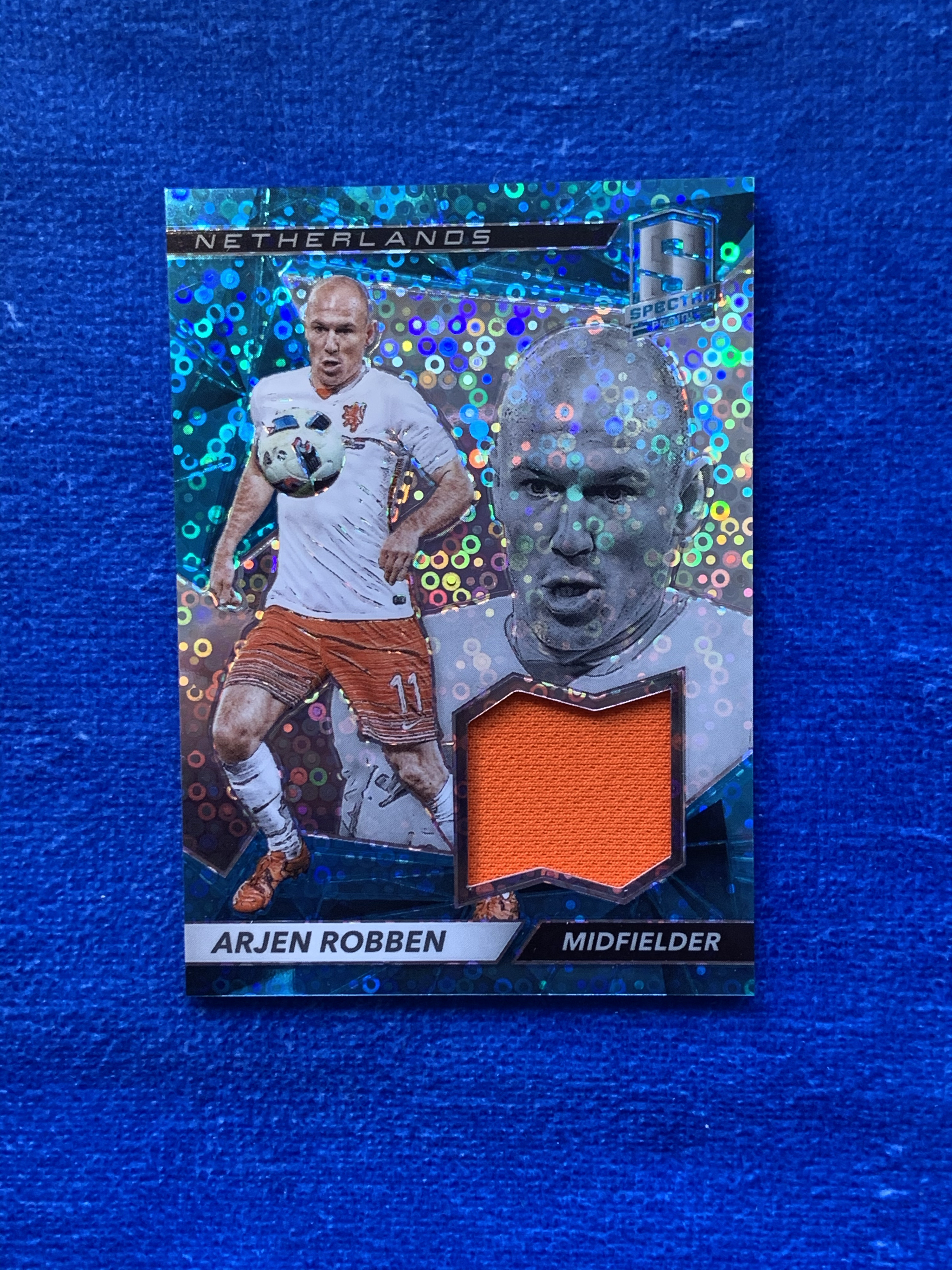 2016-17 Panini Spectra Arjen Robben 帕尼尼光谱 75编蓝圆圈折球衣 罗本 荷兰Holland 拜仁慕尼黑Bayern Munich 欧冠决赛绝杀MrWembley