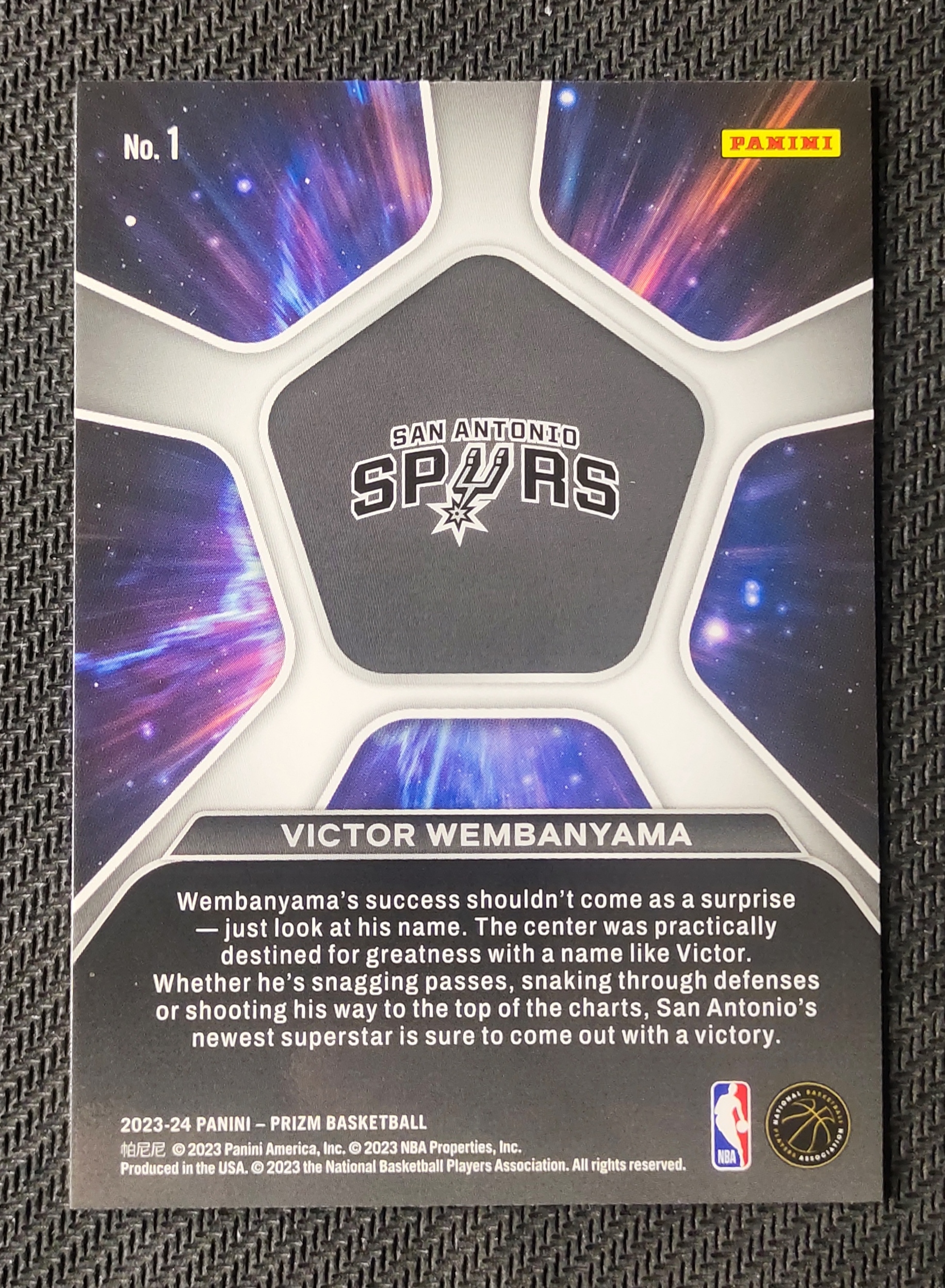 2023-24 Panini Prizm Victor Wembanyama RC 维克托 文班亚马 马刺 状元 斑马 新秀 PZ Deep Space 深空 特卡 base 瑕疵如图