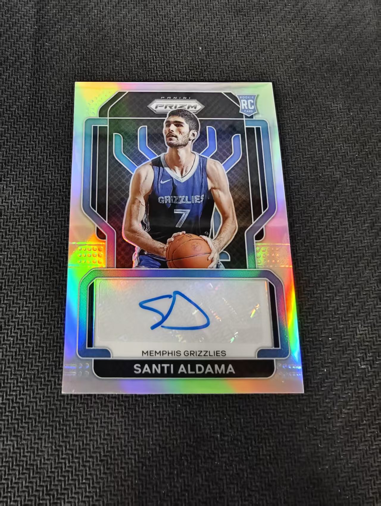 【可合并,不累计】2021-22 Panini Prizm Santi Aldama RC PZ 灰熊 新秀 桑蒂 阿尔达马 签字 银折 瑕疵如图