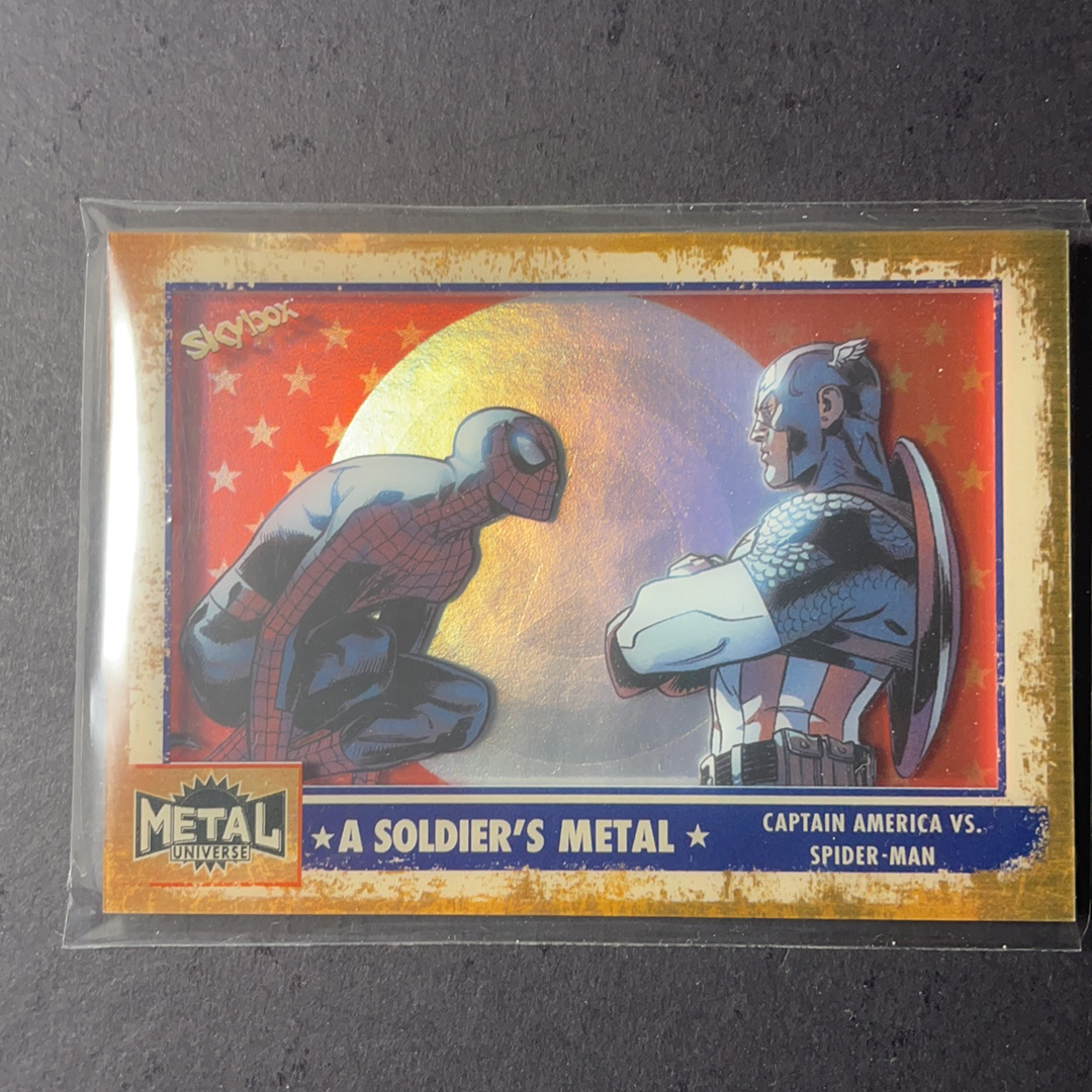 2024 SkyBox Marvel (MCU) 复仇者联盟 美国队长vs蜘蛛侠 大比例插放 箱货 战士的徽章沙盒特卡 序号SM17 2024 UD漫威漫画Metal Universe复联系列