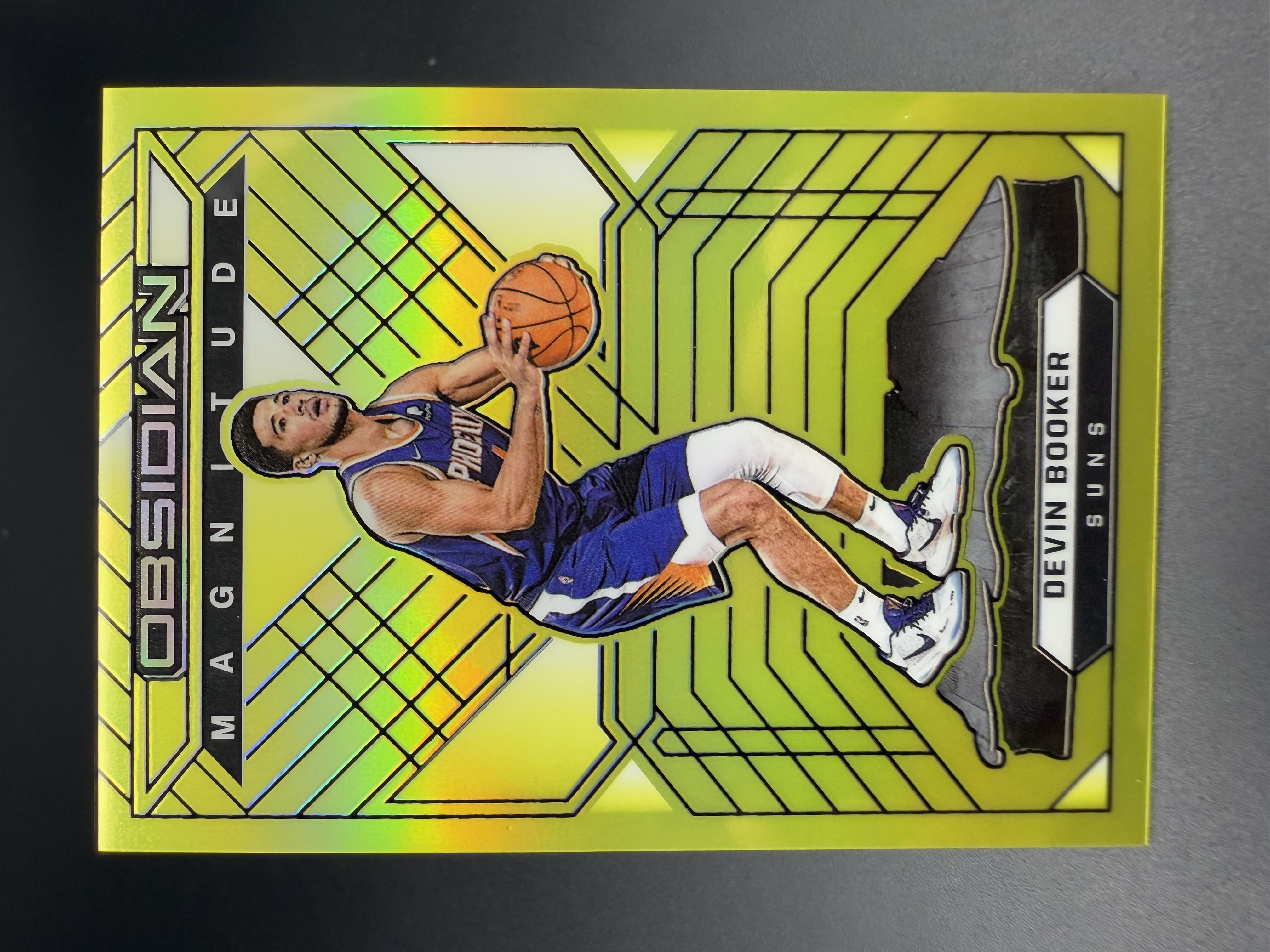 2021-22 Panini Obsidian Devin Booker 【湖水蓝拍卖】德文 布克 太阳  黑曜石 大比例 SP 特卡 荧光折 编 折射  专收凑套必备 未来可期 卡品如图 ZG