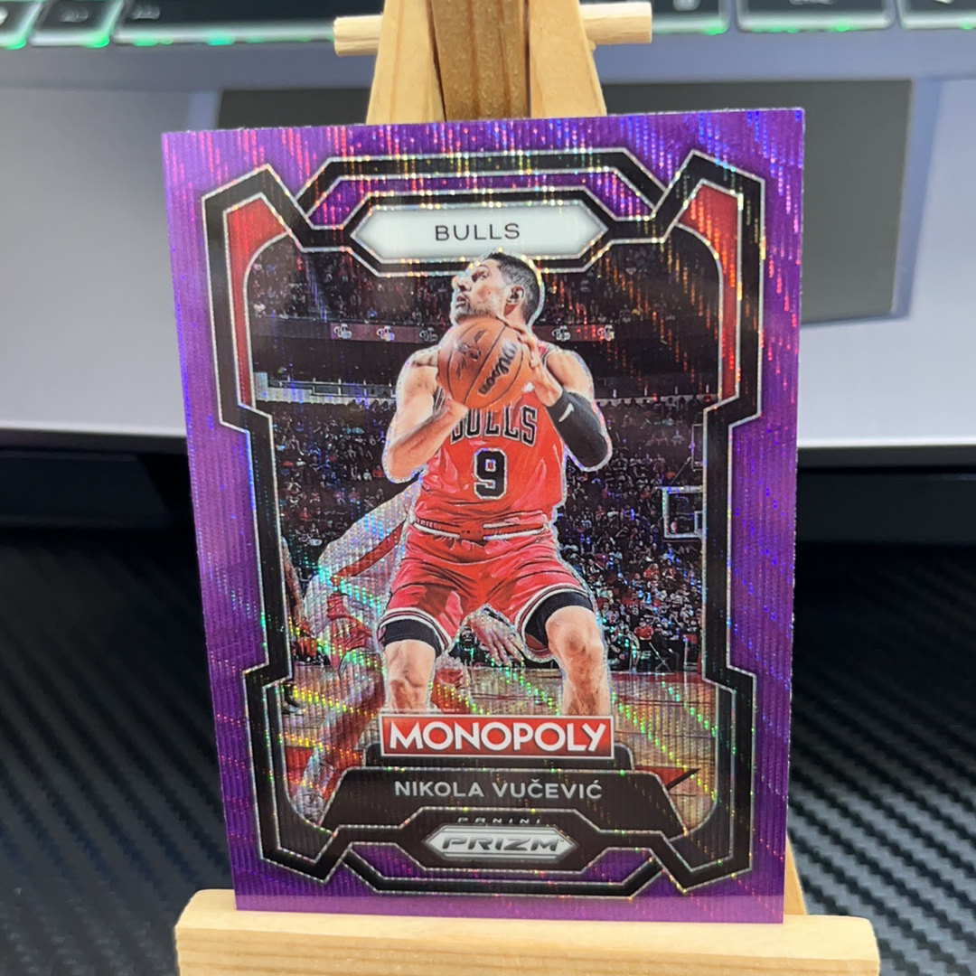 2023-24 Panini Prizm Nikola Vucevic 尼古拉 武切维奇 公牛 紫折 紫波纹 折射 prizm系列 pz 卡品如图 凑图必备 值得收藏! 免费代卖!