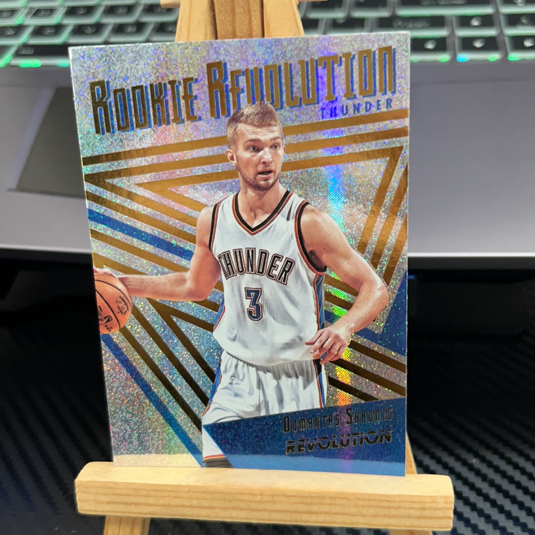 2016-17 Panini Revolution Domantas Sabonis 萨博尼斯 雷霆 特卡 折射 革命系列 卡品如图 凑图必备 值得收藏!免费代卖!