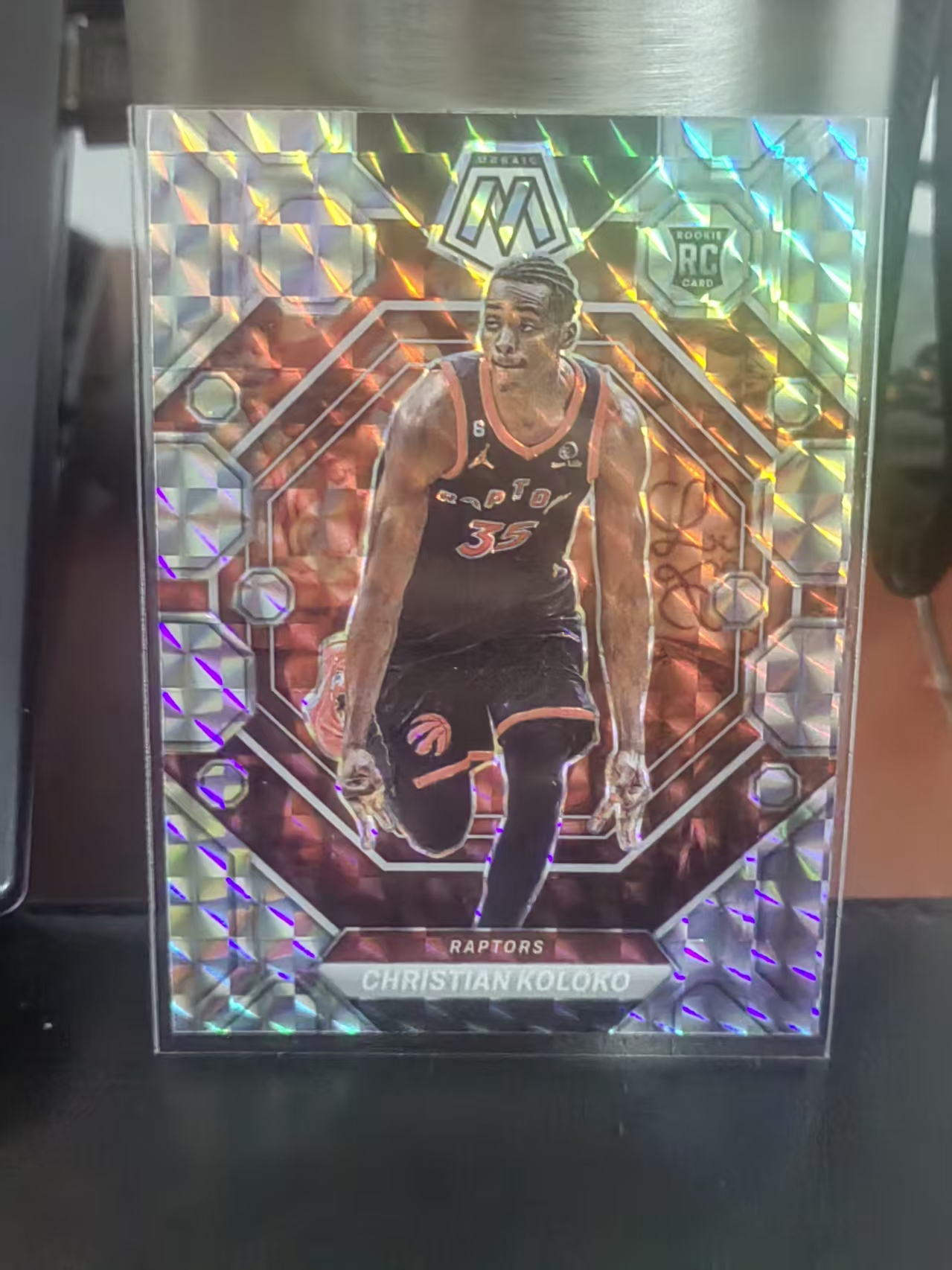 2022-23 Panini Mosaic Christian Koloko RC 马赛克 克里斯蒂安 科洛克 猛龙 银格子折 新秀 篮 白边白角 不保卡品 卡品如图