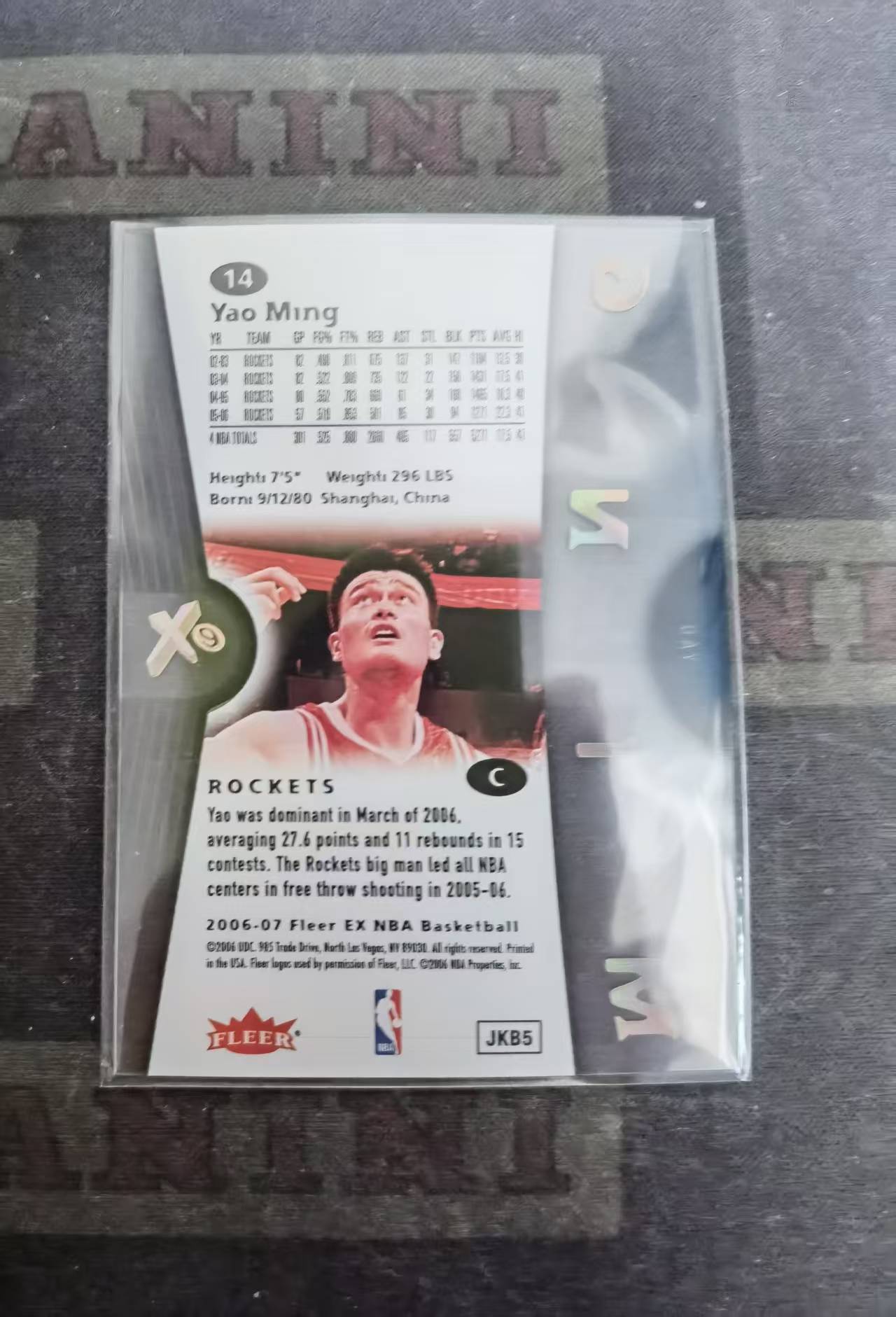 【DLDL拍卖】2006-07 Fleer EX Yao Ming 姚明【卡边角表面见图】