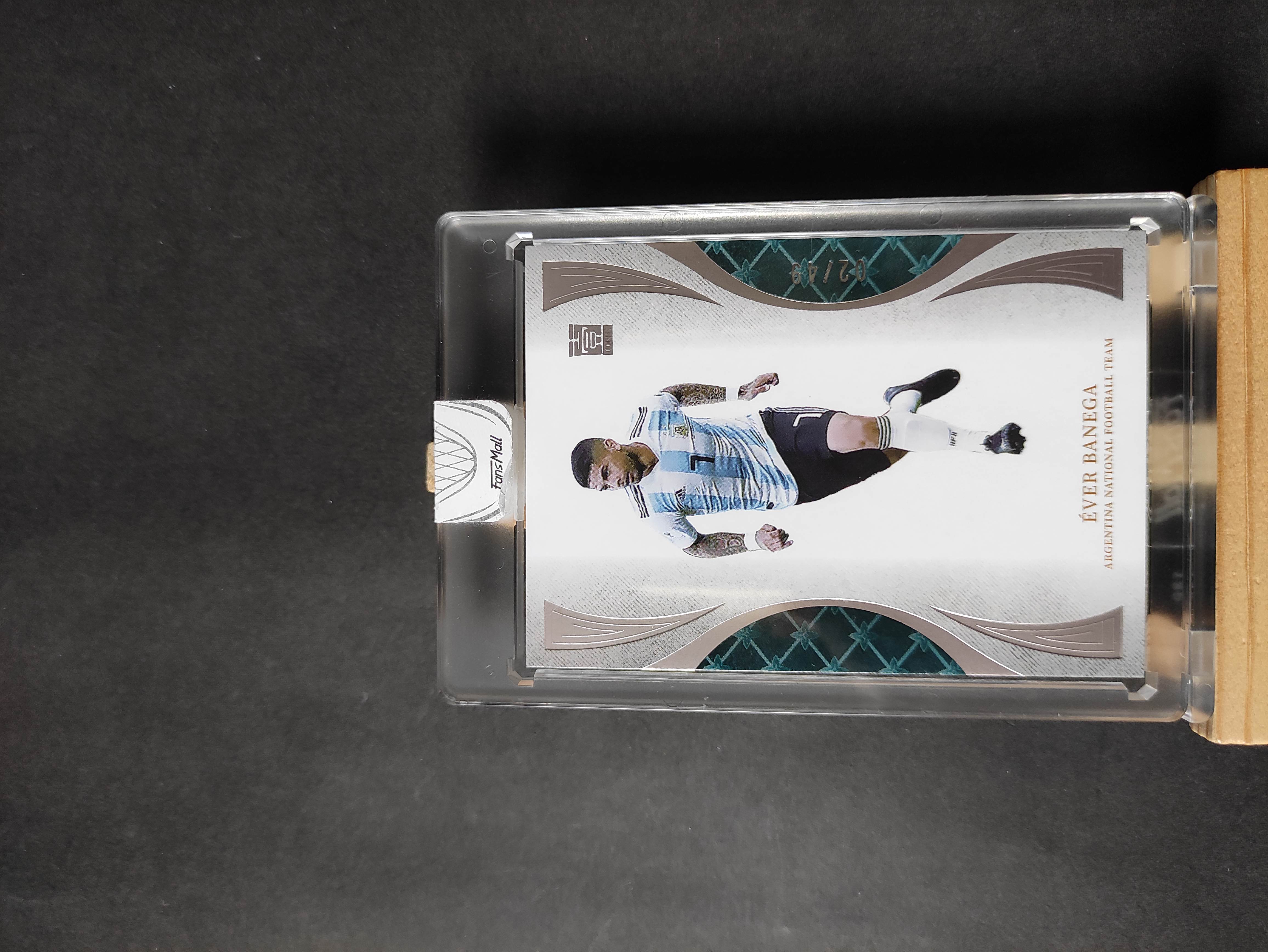 2022 FANSMALL 壹 Ever Banega 【进击卡社】范斯猫 壹系列 阿根廷 埃维尔·巴内加 限量02/49编 原封砖 专收必备