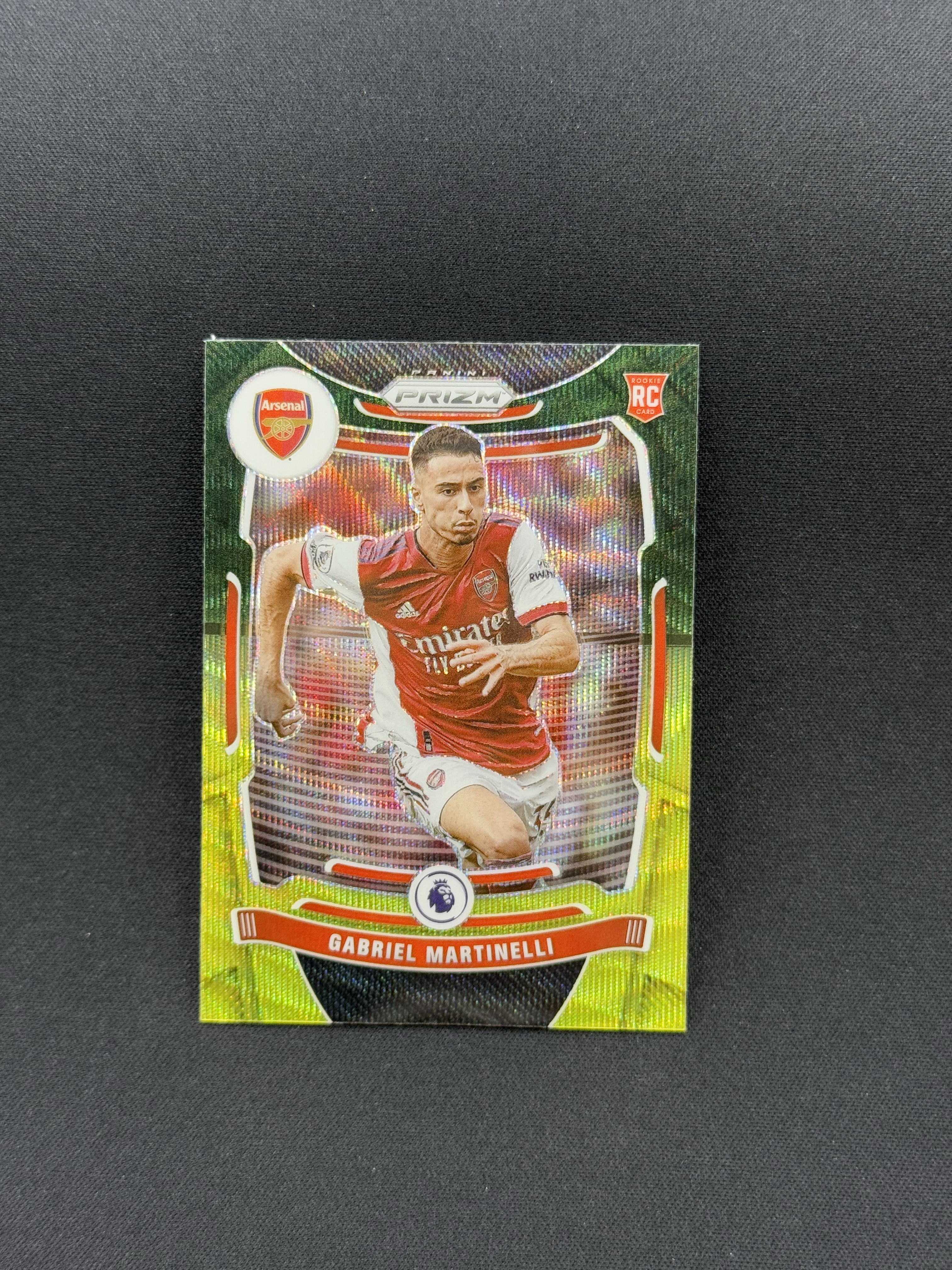 2021-22 Panini Prizm Gabriel Martinelli RC 【小贝代拍】英超 Pz 阿森纳 巴西 新秀 马丁内利 三色折 黄瓜折 卡品如图 拍前看描述 H HimL