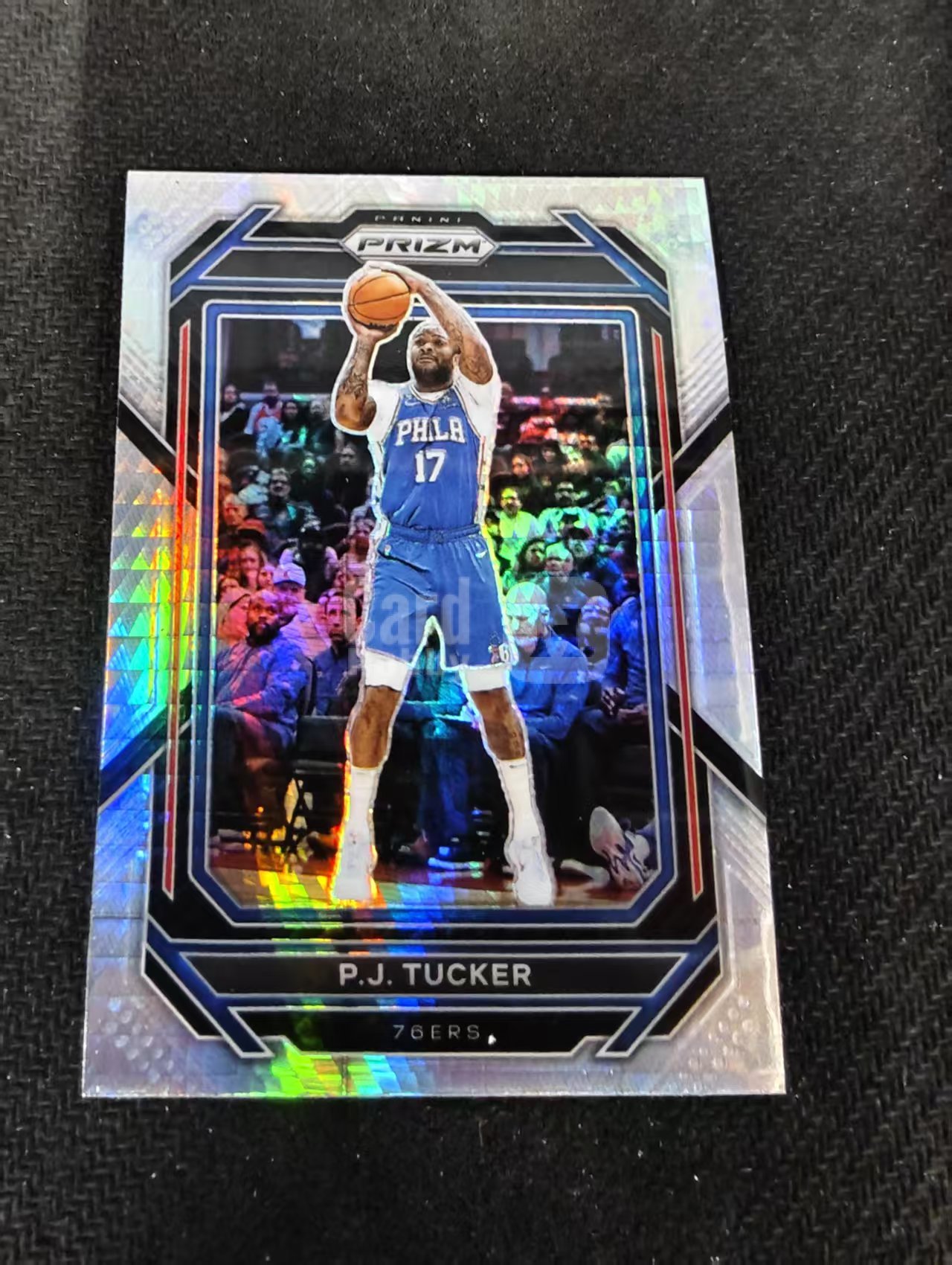 2022-23 Panini Prizm pj tucker 76人 pj 塔克 hyper折 PZ 划痕 边角瑕疵 #42