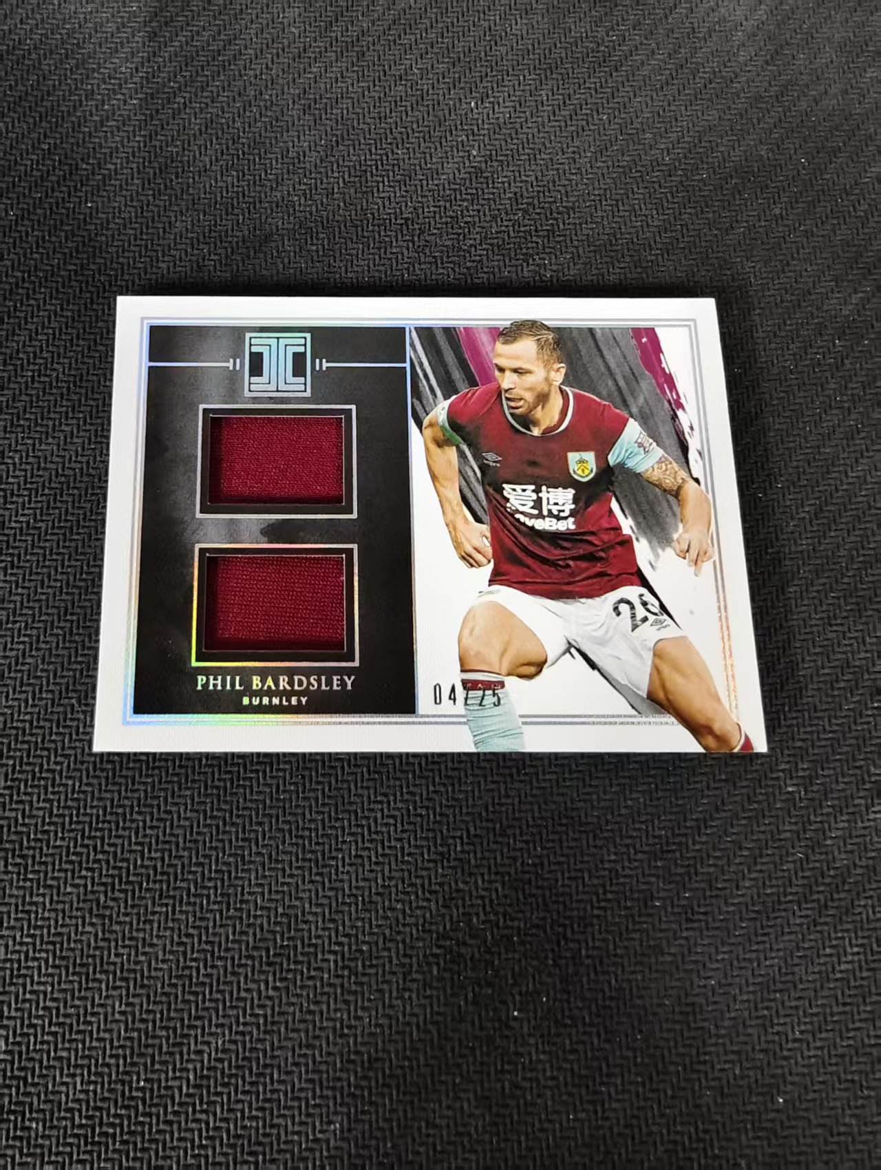 【可合并,不累计】2020-21 panini impeccable Phil Bardsley 小真金 英超 伯恩利 菲尔 巴德斯利 球衣 物料 双窗 25编