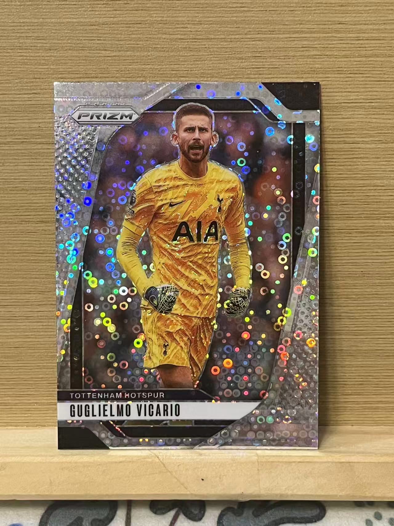 2024-25 Panini Prizm Guglielmo Vicario 维卡里奥 泡泡折 热刺 英超 银折 实卡精美 收藏必备 LZ1