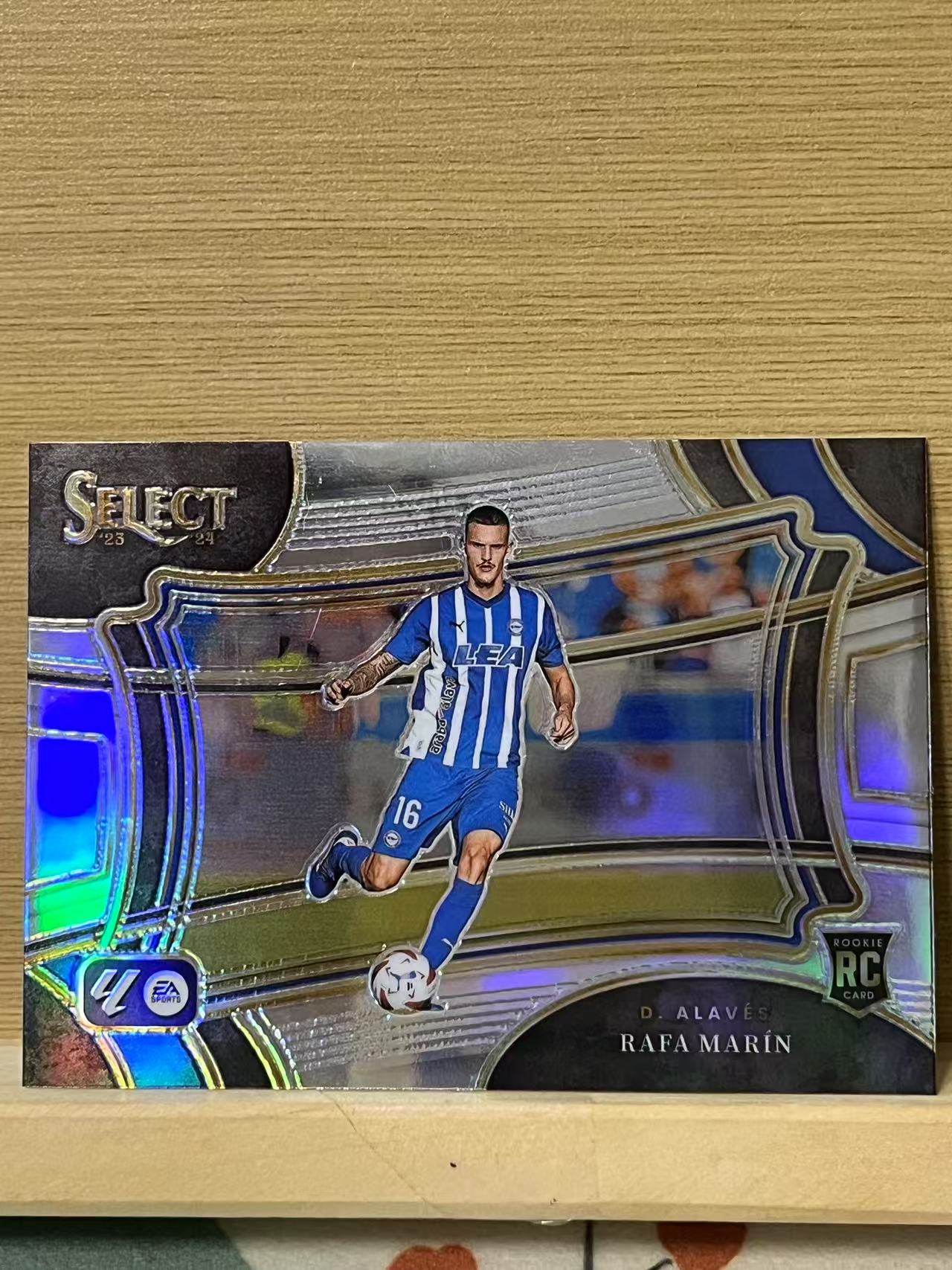 2023-24 Panini Select rafa marin RC 拉法 马林 三级 新秀 阿拉维斯 银折 实卡精美 收藏必备 A50
