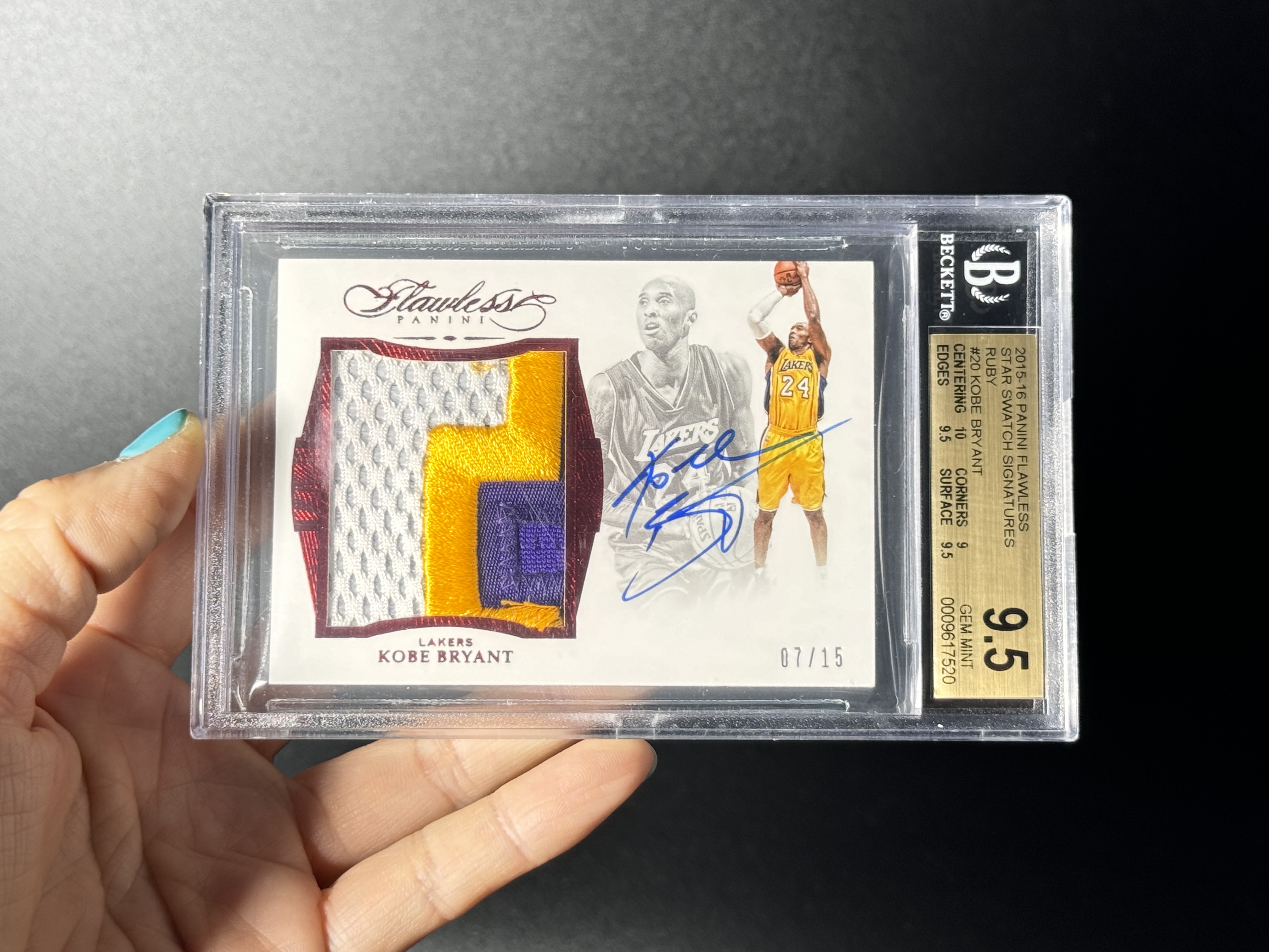 【喷子拍卖】2015-16 panini flawless Kobe Bryant 手提 洛杉矶湖人 科比 布莱恩特 元年SS 大窗 patch 签字 15编 PA 卡签 科比唯一一版SS 大hit 墨超好 BGS金标9.5/10 上海王