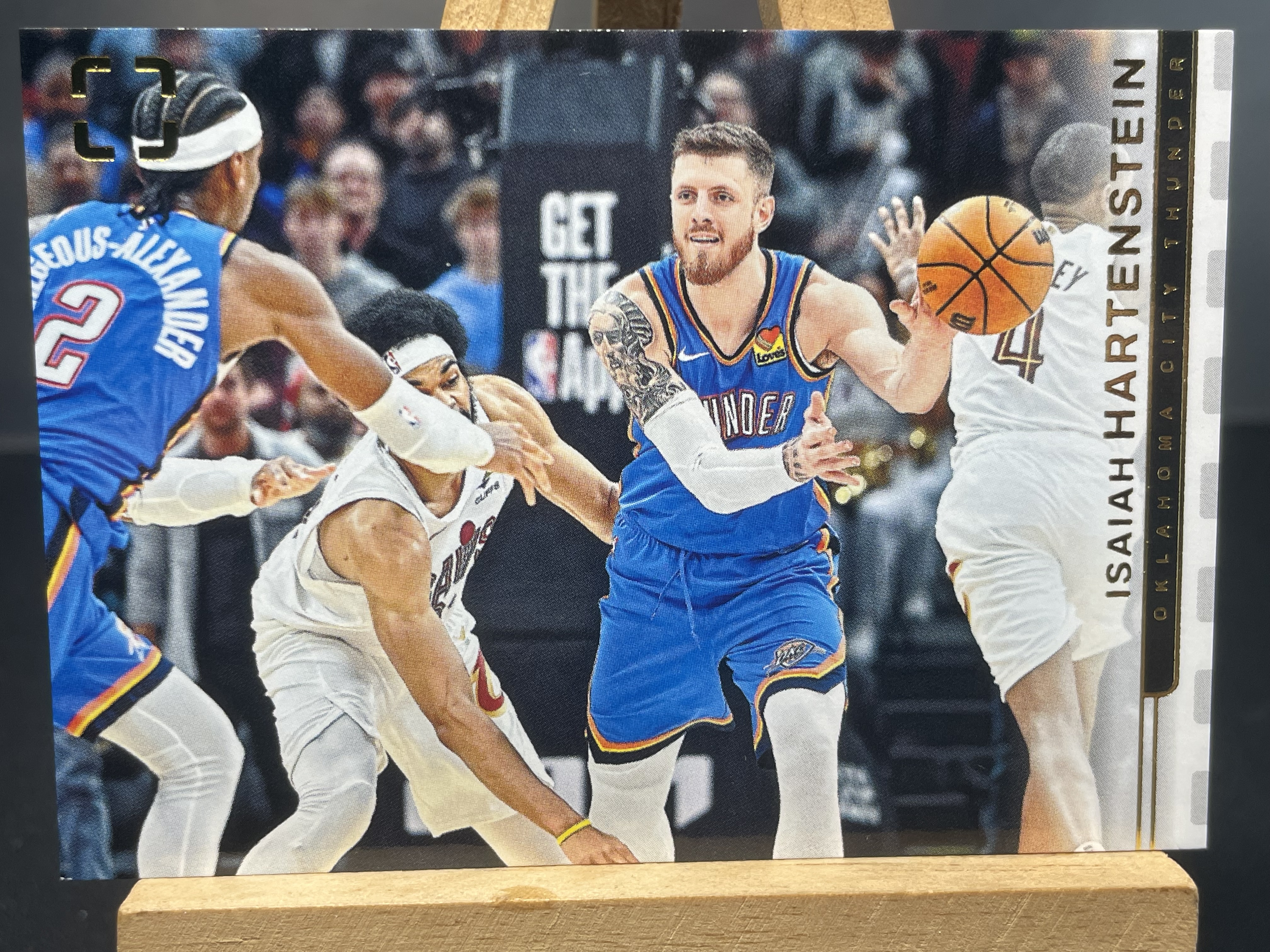 (B9) 2024-25 PANINI 上镜系列 以赛亚 哈尔滕施泰因 雷霆 实卡好看 收藏凑套必备 卡品如图 !!!