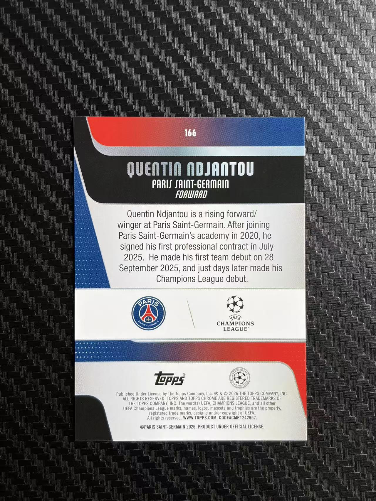 2026 Topps Chrome quentin ndjantou 欧冠 巴黎圣日耳曼 昆汀 恩詹图 RC 新秀 粉熔岩折 250编 折射 卡面瑕疵 介意勿拍 细节如图 拍前看描述 不累计