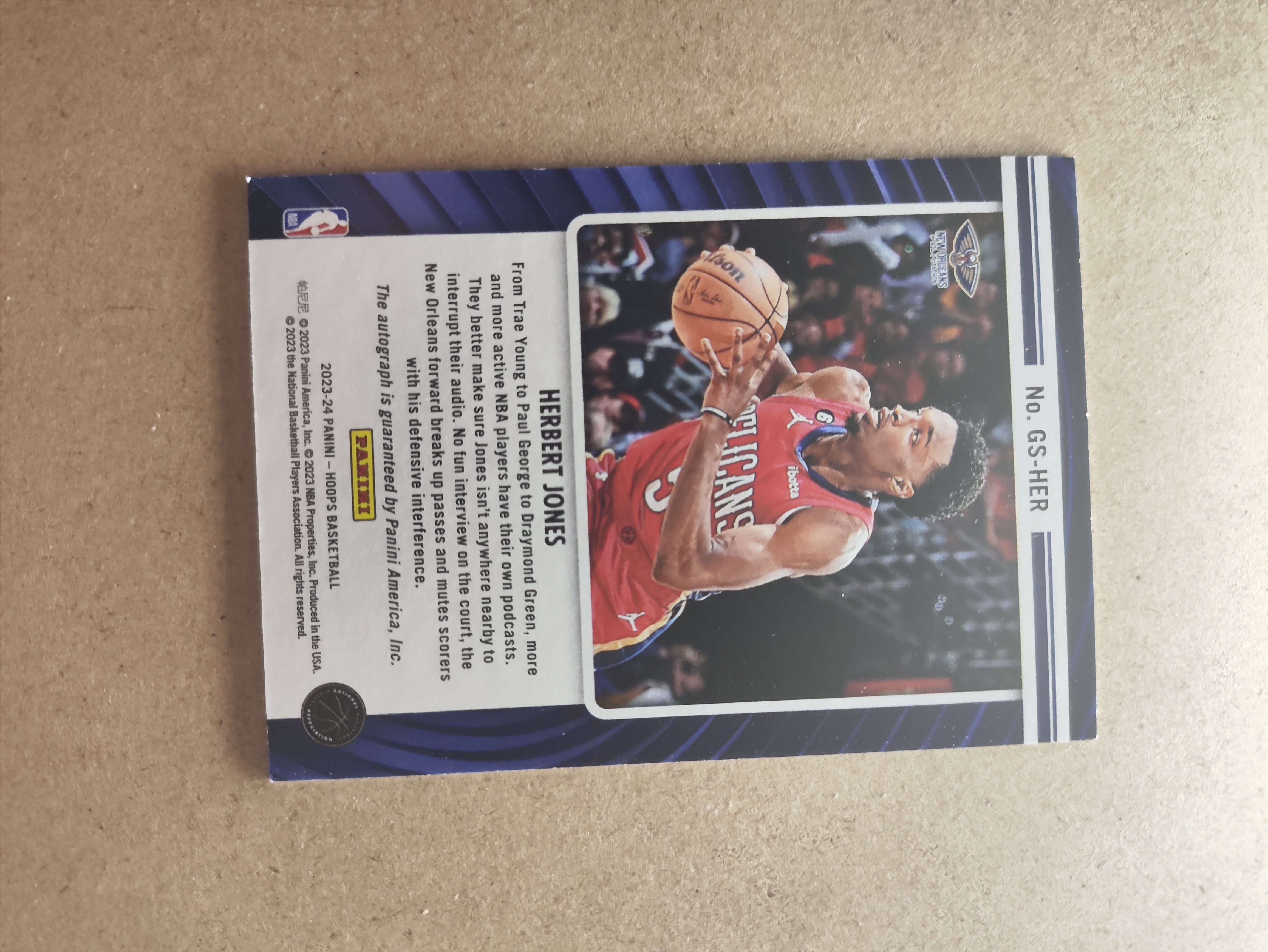 2023-24 Panini Hoops Herbert Jones 新奥尔良鹈鹕 赫伯特 琼斯 签字 贴签 伟大签 防守悍将 未来可期 卡品如图 收藏必备 锡安 奎因 费尔斯队友