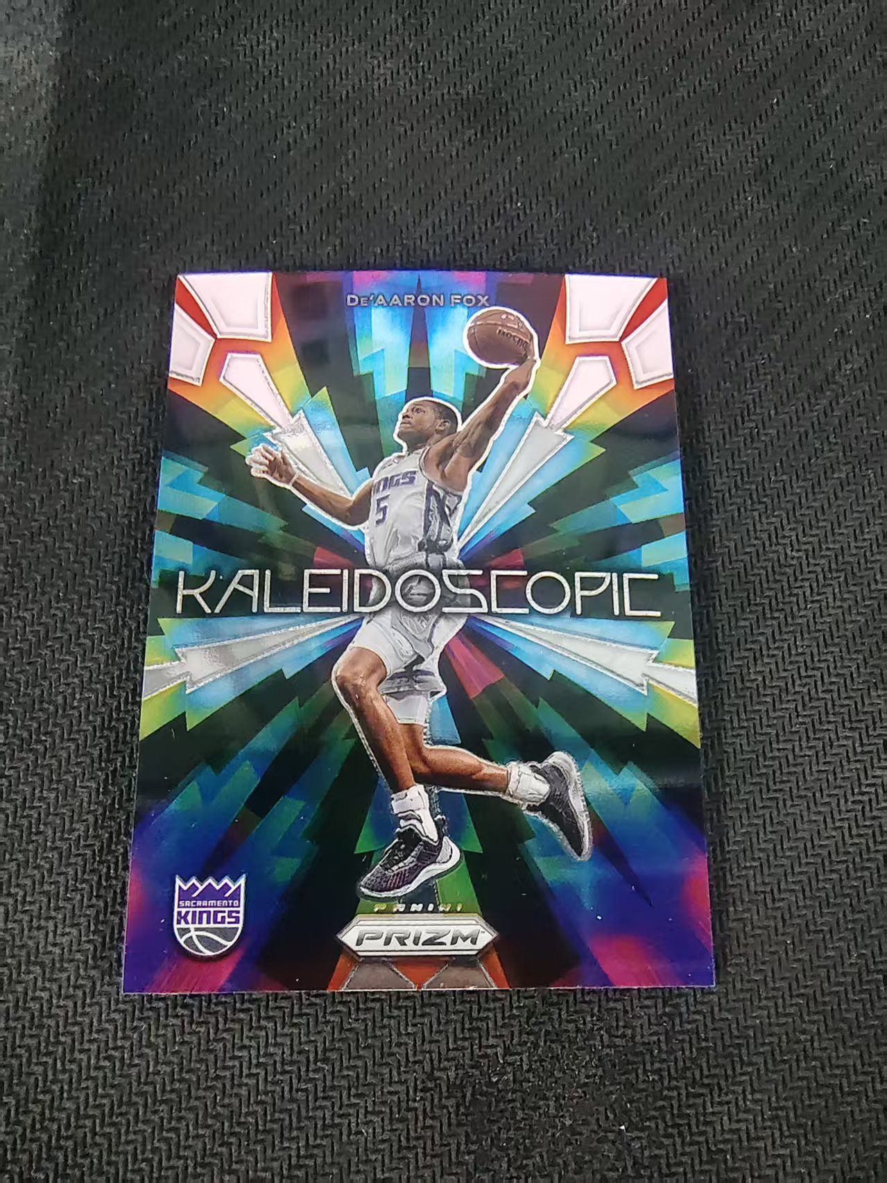 【可合并,不累计】2023-24 Panini Prizm De'Aaron Fox PZ 国王 达龙 福克斯 小狐狸 万花筒特卡 PZ 划痕 边角微瑕 介意勿拍 #29