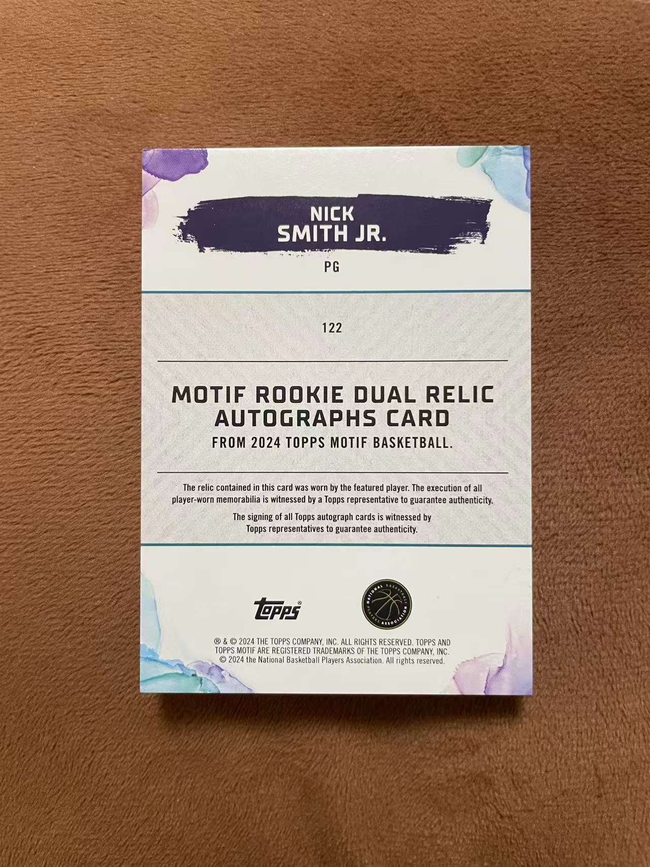 2023-24 Topps company Nick Smith Jr. RC 黄蜂新秀 小尼克 史密斯 签字 topps独家版权 RPA 35编 同背 双窗球衣 湖人奇兵首轮秀 辅佐老詹 077队友