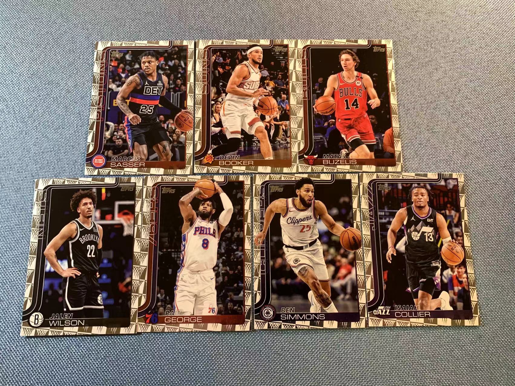 (詹叔代拍)2025-26 topps 保罗 乔治 萨尔 布克 西蒙斯 篮网折 特卡 折射 一图多张打包 顺丰寄付 i3