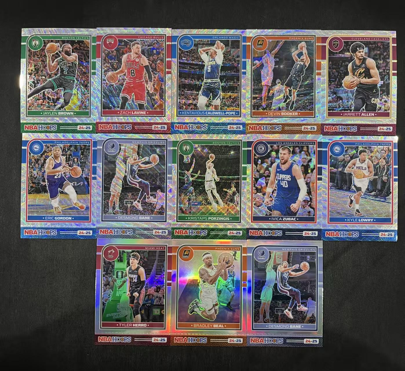 【长安代卖 截标预付80%】2024-25 Panini Hoops 杰伦布朗 扎克拉文 德文布克 凯尔洛瑞 祖巴茨 波尔津吉斯 戴斯蒙德贝恩 ...