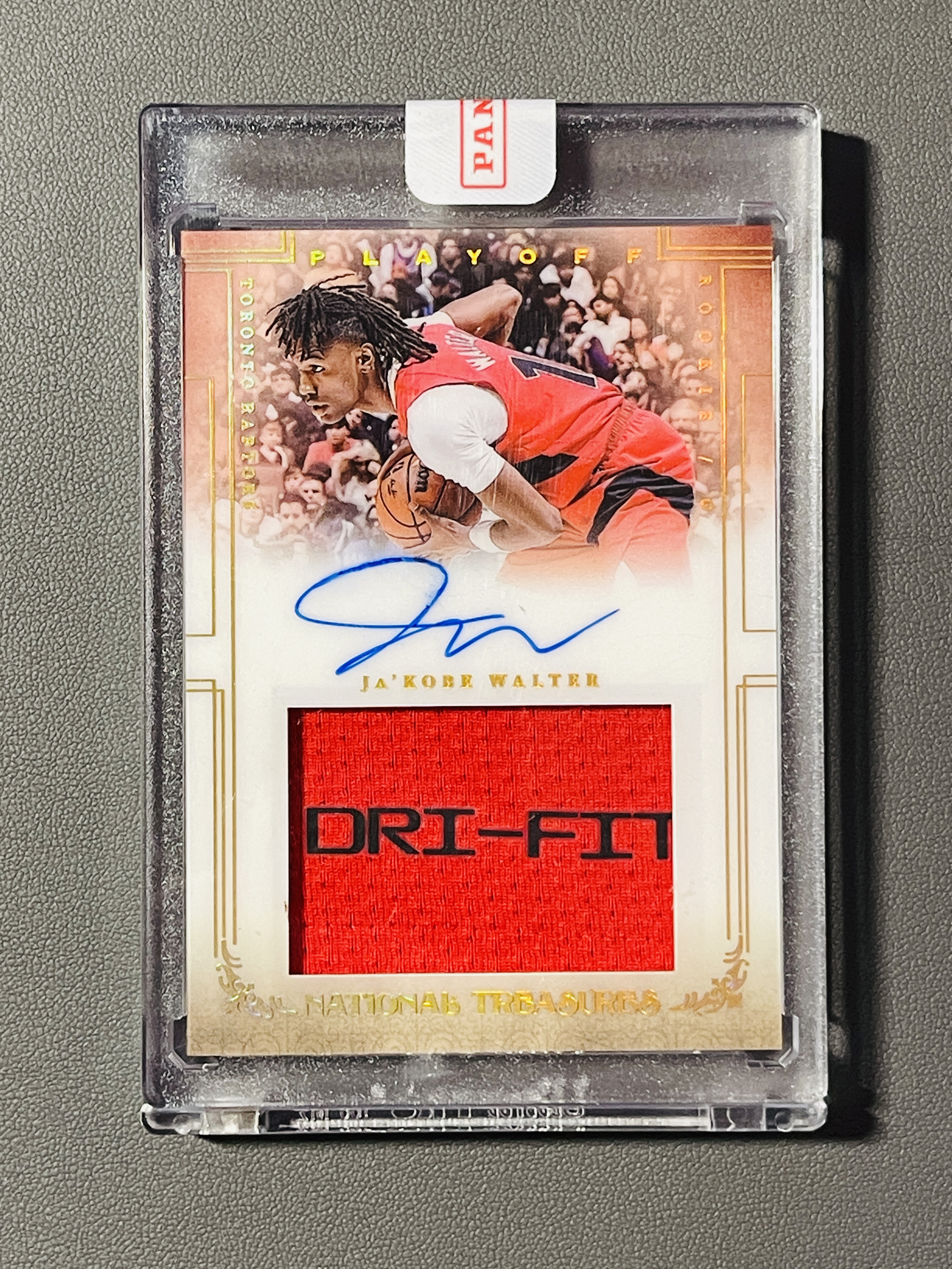 2024-25 Panini NT Ja'Kobe Walter RC 【鲸鱼卡社】YKD 国宝 猛龙 贾科比沃尔特 /10编 playoff 复古RPA 新秀RC patch签字 单一平行 原封砖