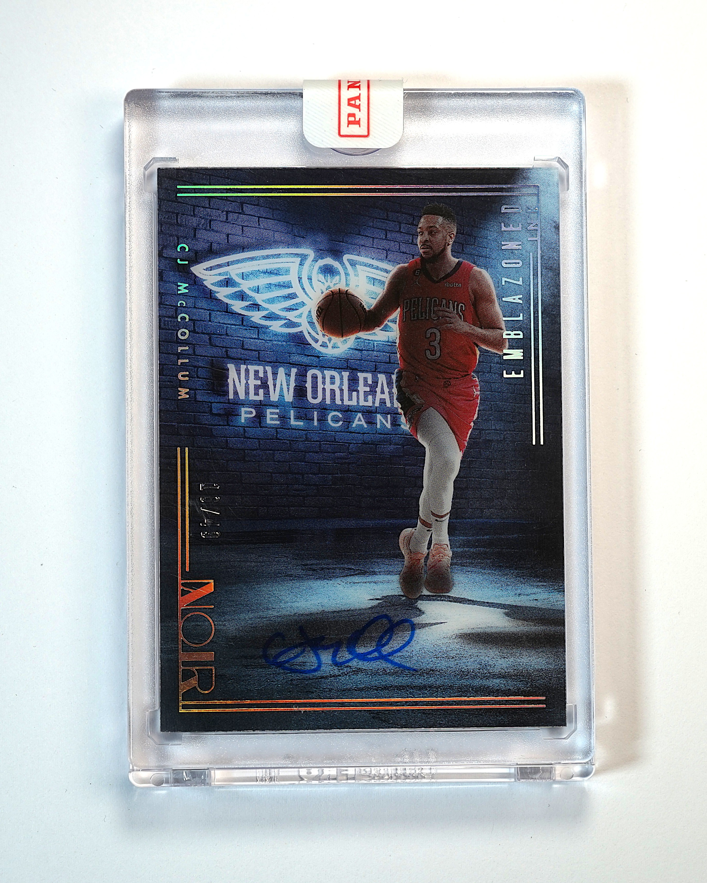 2023-24 Panini Noir CJ McCollum 诺尔 CJ麦科勒姆 16/49编 卡签 签字 霓虹灯签 原封砖 交换板换回 鹈鹕 现役奇才 专收必备【DD】