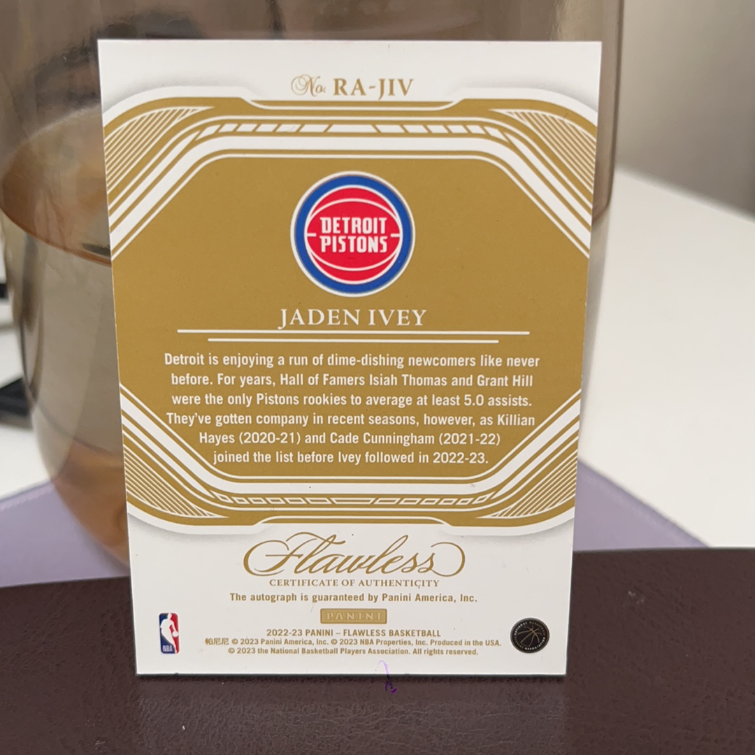 2022-23 Panini Flawless Jaden Ivey RC 活塞队 手提箱 新秀 RC 杰登 艾维 潜力新秀 活塞 卡签 签字 红平行 15编 卡品如图