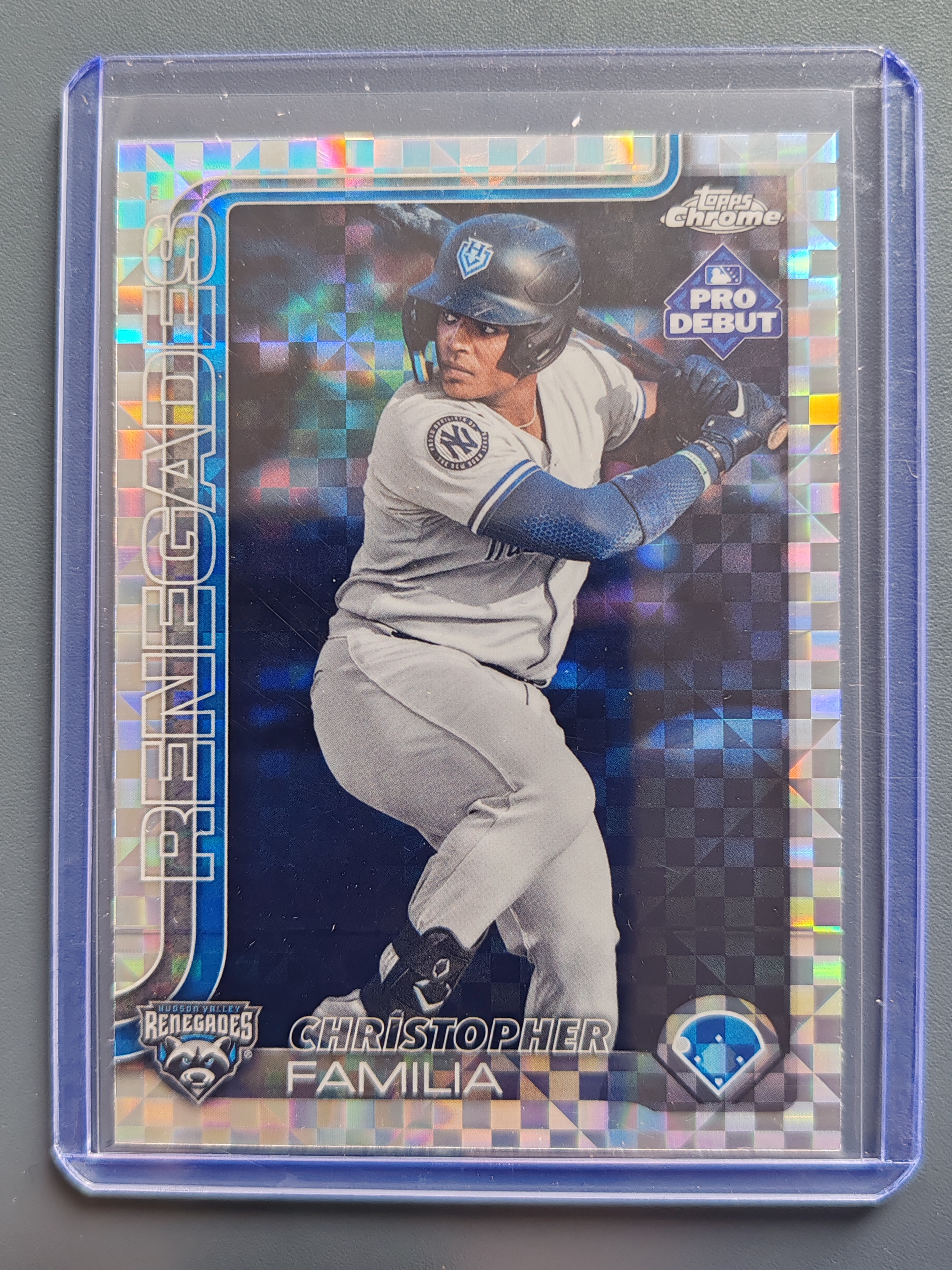 2025 Topps Pro Debut Christopher Familia 银棋盘折!【9527】