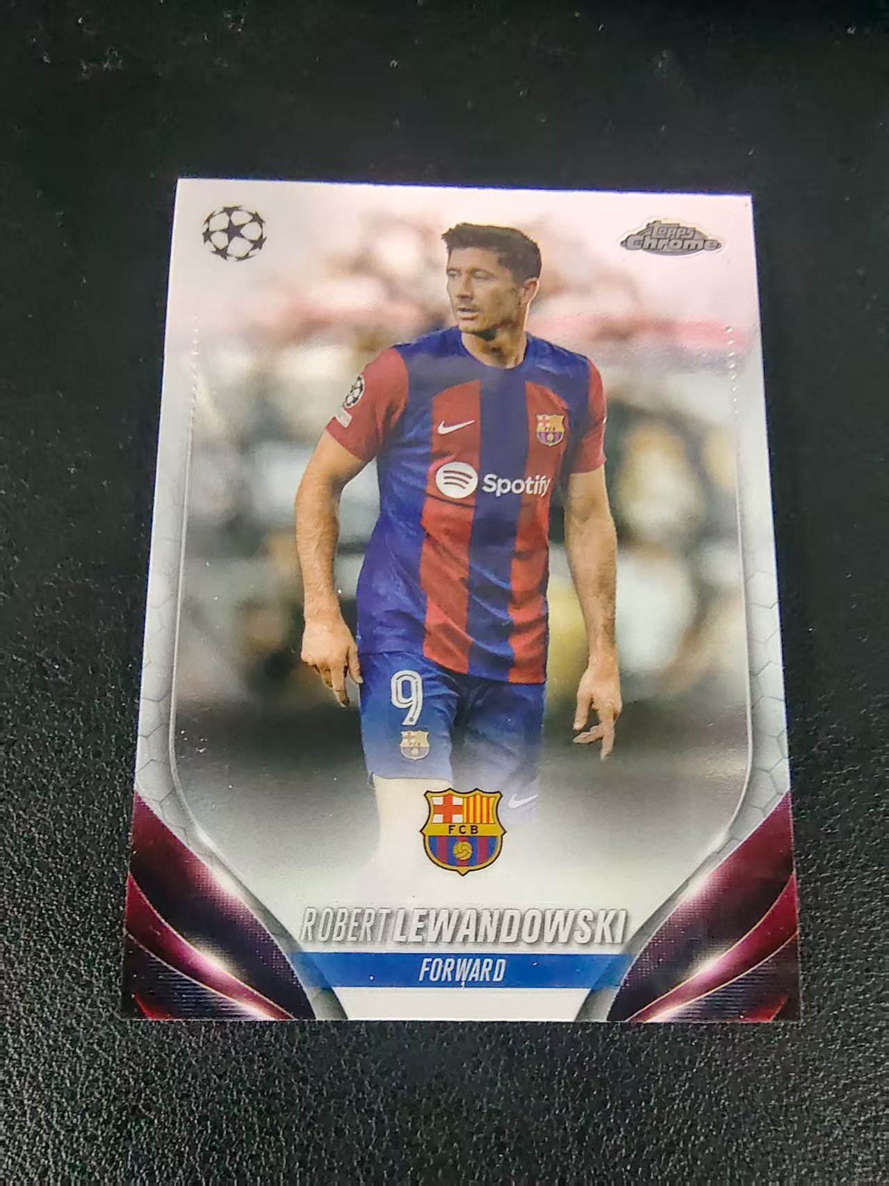 【可合并,不累计】2024 Topps Chrome Robert Lewandowski 罗伯特 莱万多夫斯基 巴萨 巴塞罗那 欧冠 划痕 边角瑕疵 #11